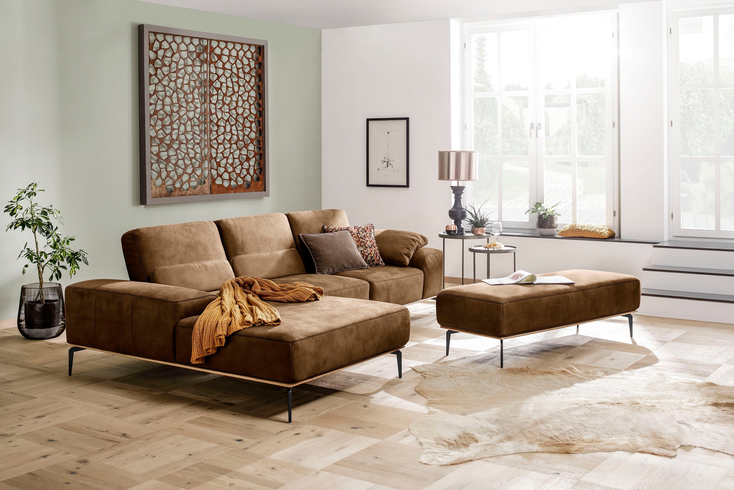 W.SCHILLIG Ecksofa »run, Designsofa mit tollem Sitzkomfort, bequem, L-Form«, mit Holzsockel, Füße in Schwarz pulverbeschichtet, Breite 299 cm