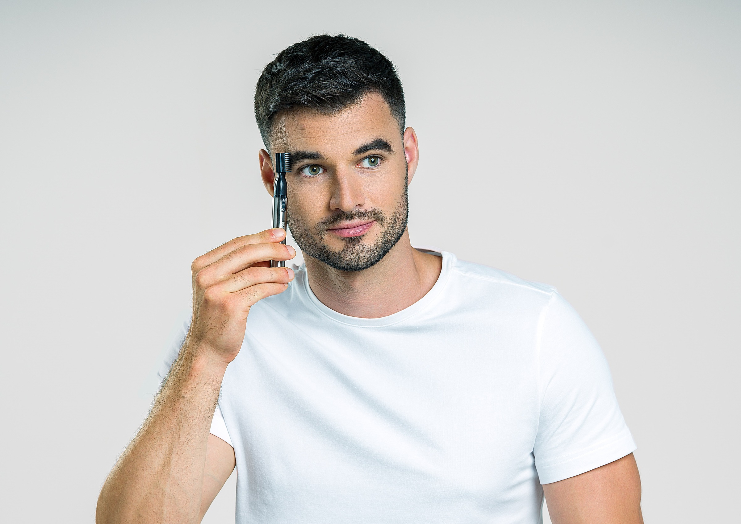 Wahl Nasen- und Ohrhaartrimmer »Micro Groomsman«, 4 Aufsätze