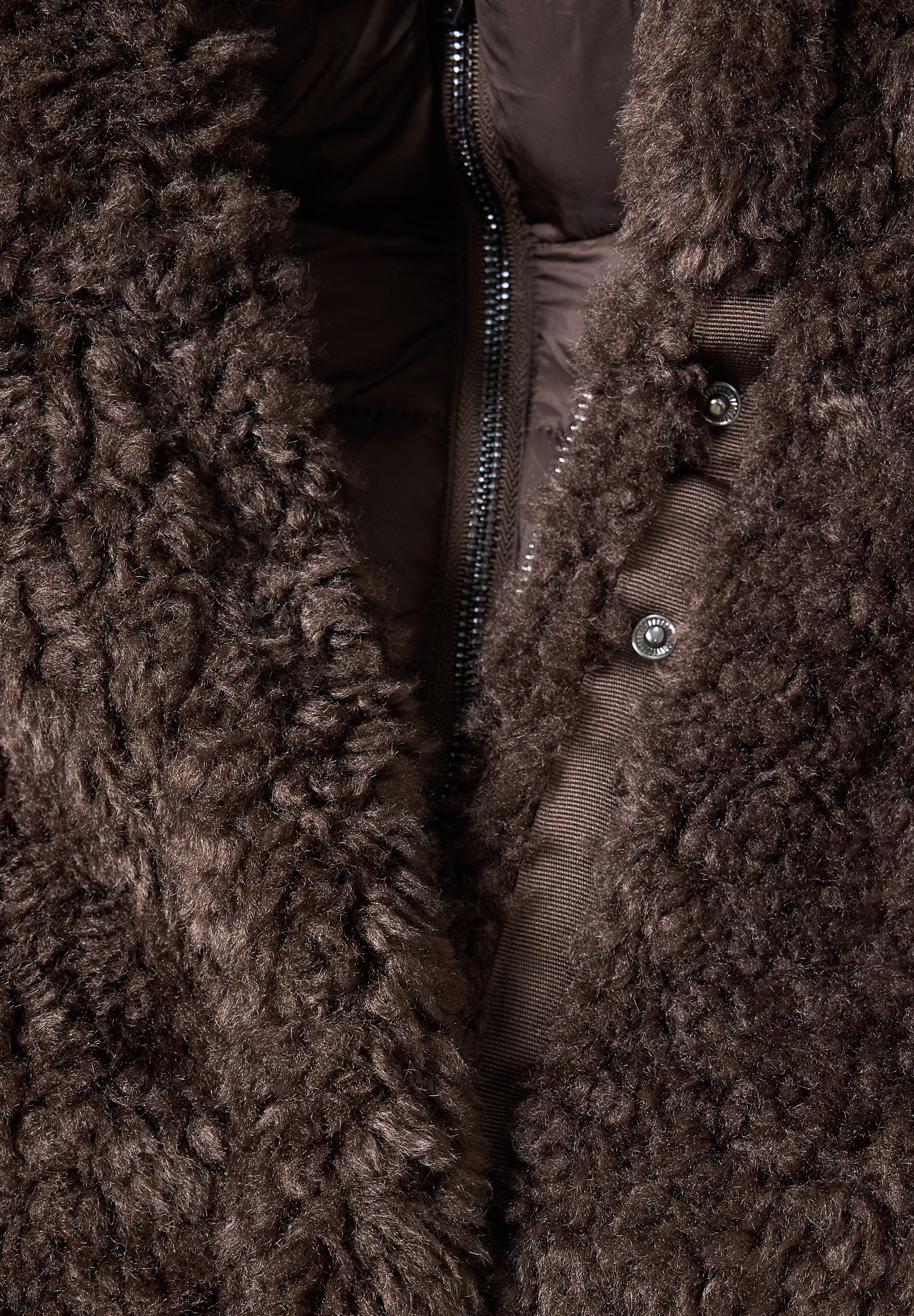 STREET ONE Cabanjacke mit Kapuze mit innerem wärmendem Teddyfell