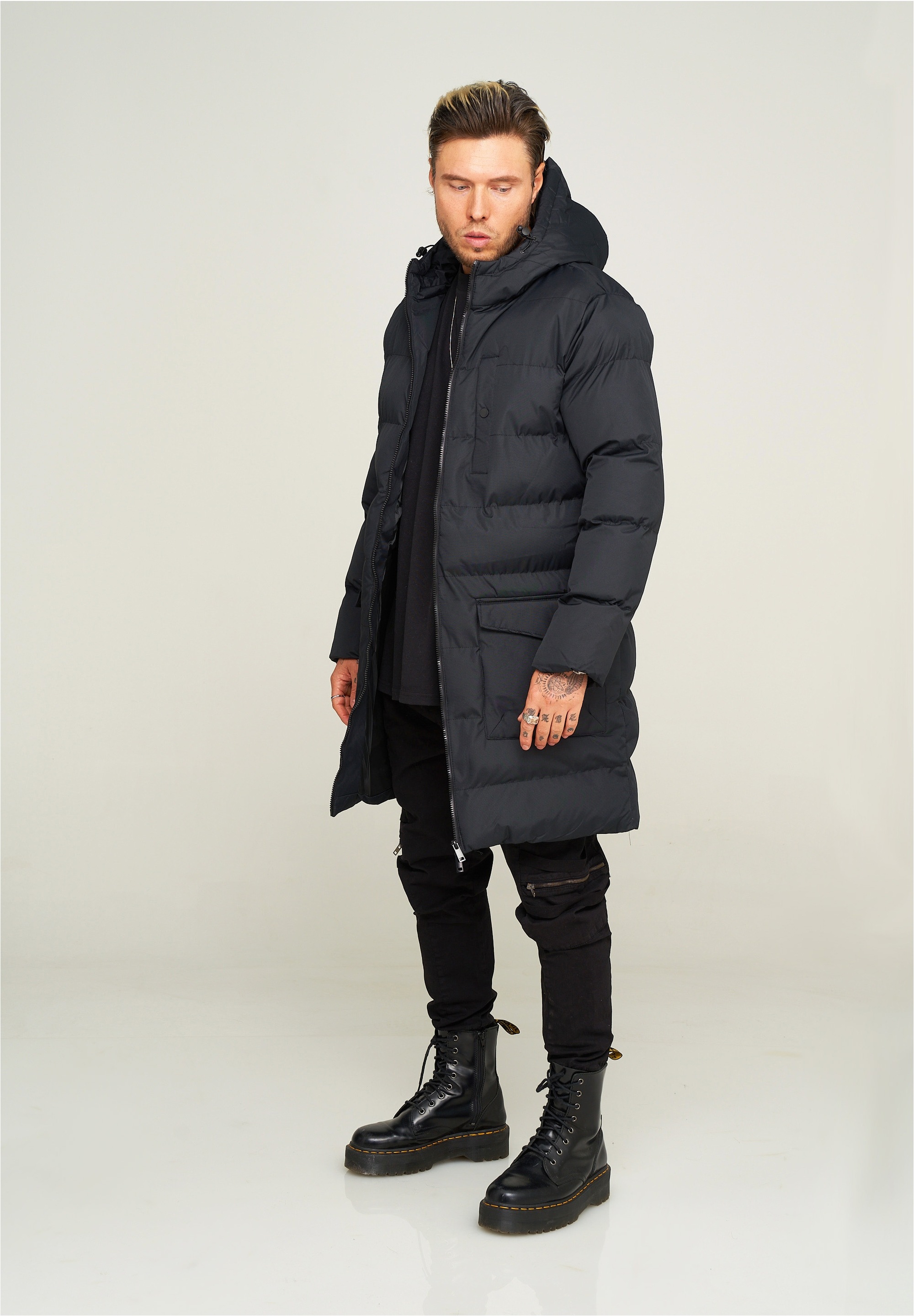 Behype Dygsniuota striukė »PUFFER PARKA« Dygsniuota striukė su gobtuvas