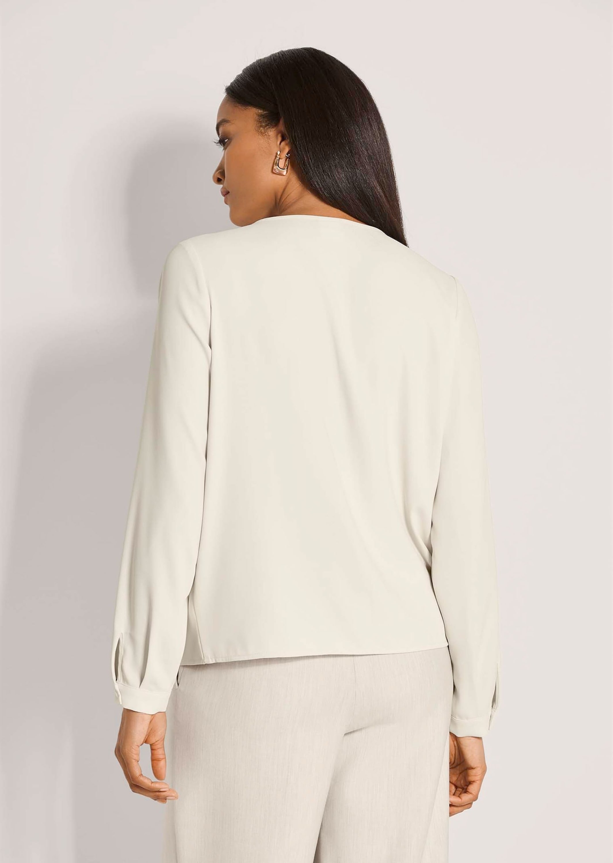 MADELEINE Schlupfbluse »Bluse Schlupfbluse mit Cut-out und Rundhals«