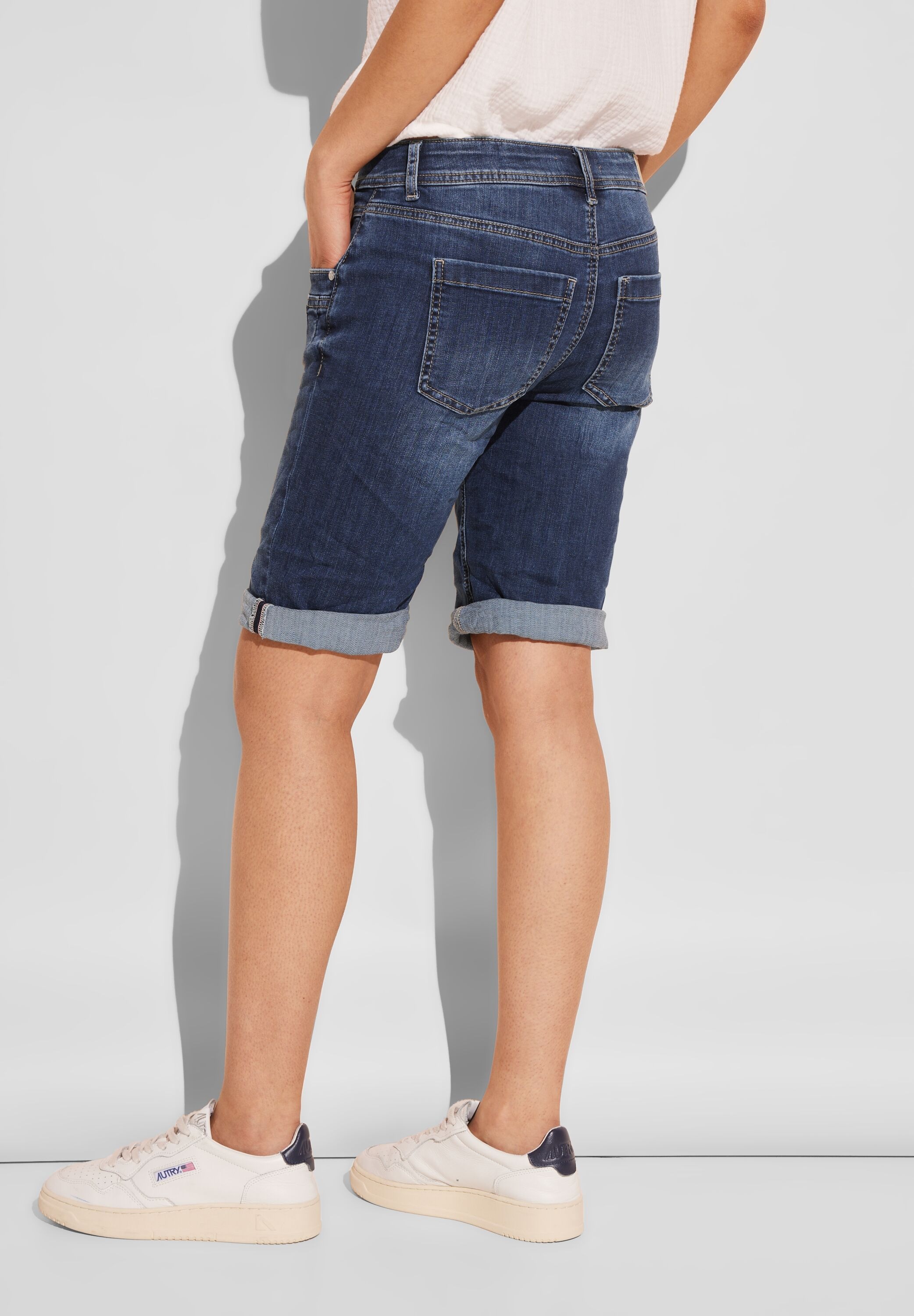 STREET ONE Bermudas "Style Jane", Sommerhose mit Ziernaht günstig online kaufen