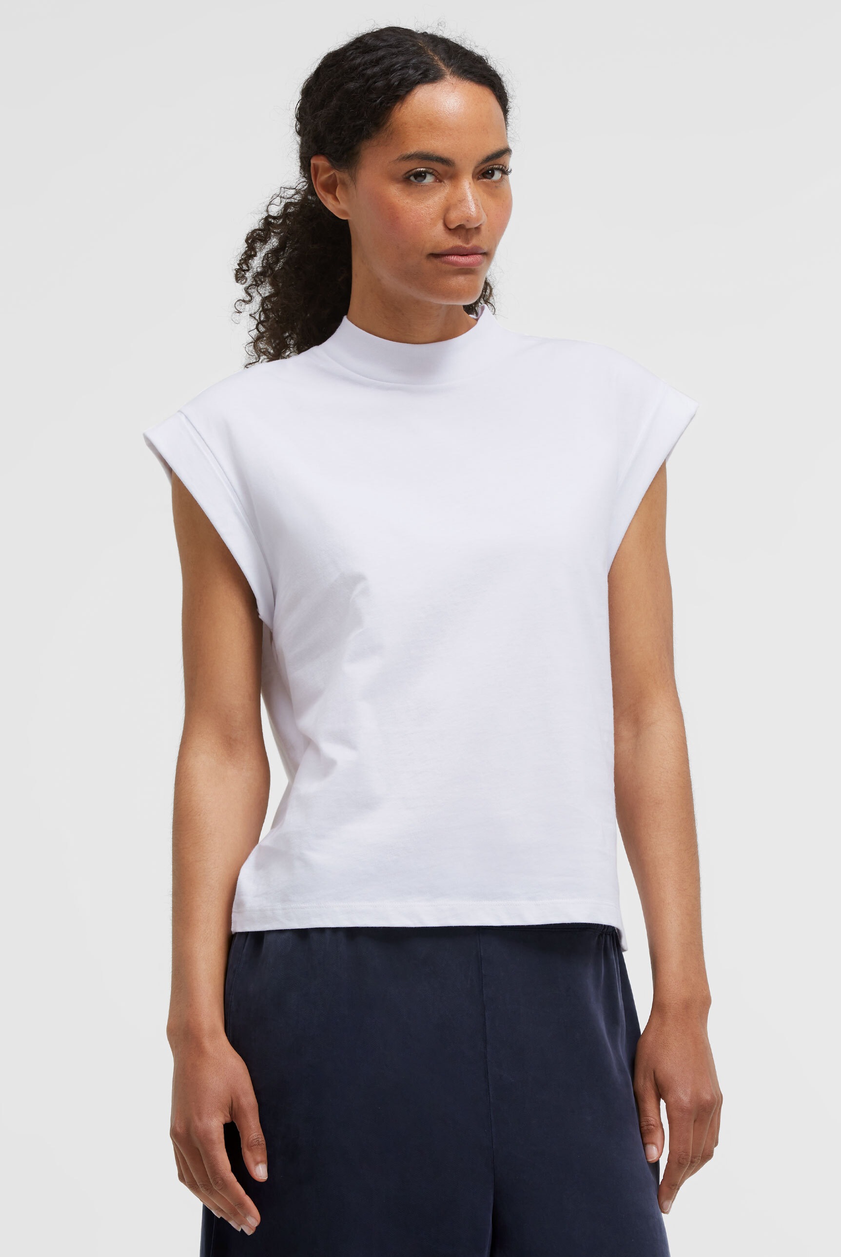 SENSES.THE LABEL Rundhalsshirt mit Turn-Up-Ärmel