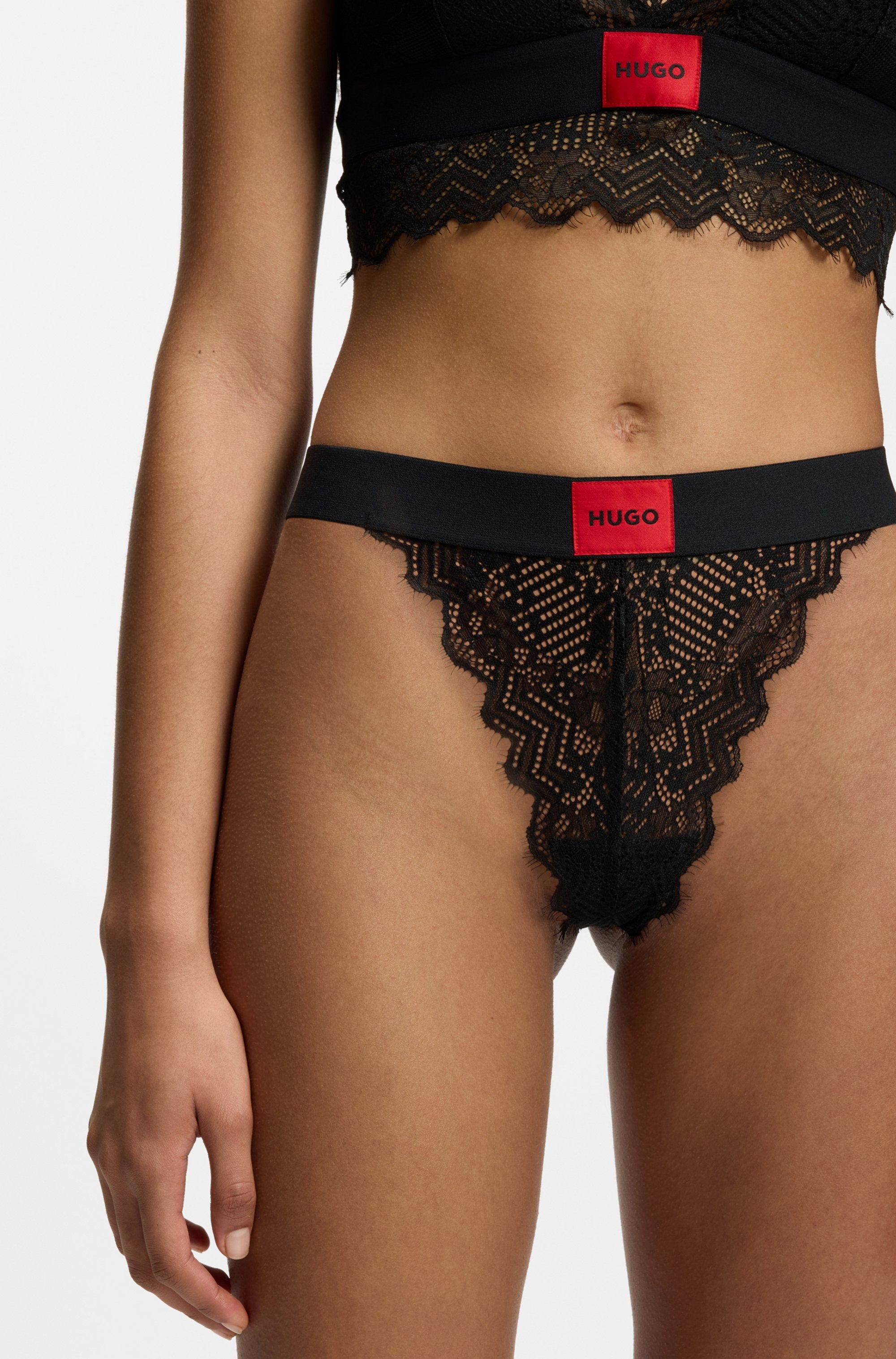 Thumbnail - HUGO Underwear String "STRING RL LACE" mit Logoschriftzug auf dem Bund