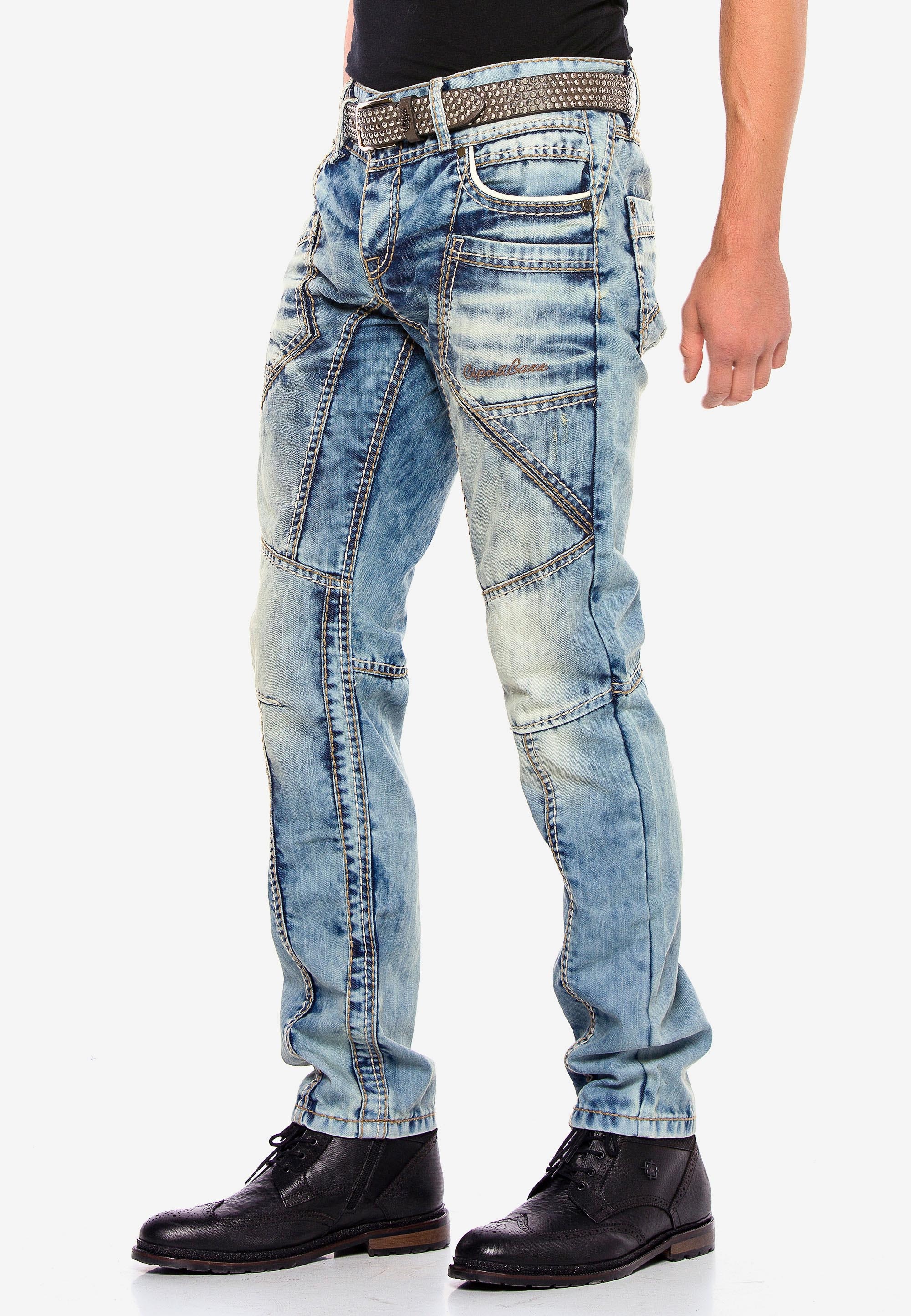 Bequeme Jeans, mit modernen Ziernähten