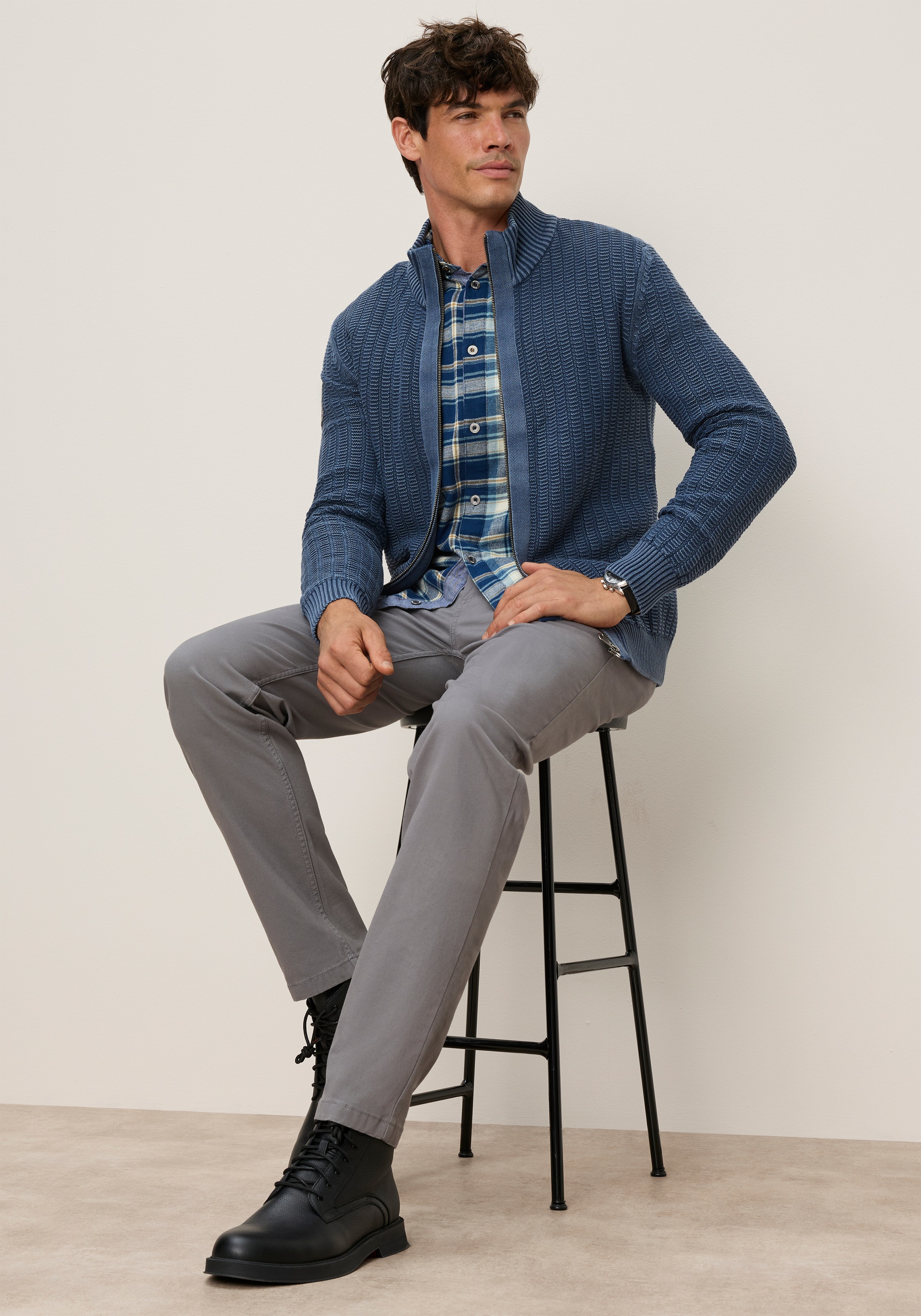 Mans World Strickjacke "Neue Kollektion Highlight washed Strickstruktur" Regular Fit, Strukturmuster, mit Stehkragen, mit Reißverschluss