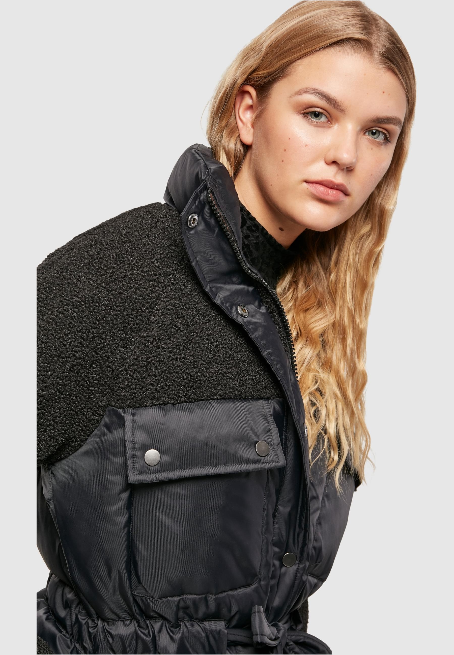 URBAN CLASSICS Winterjacke »Urban Classics Damen Ladies Sherpa Mix Puffer Jacket«, (1 St.), ohne Kapuze