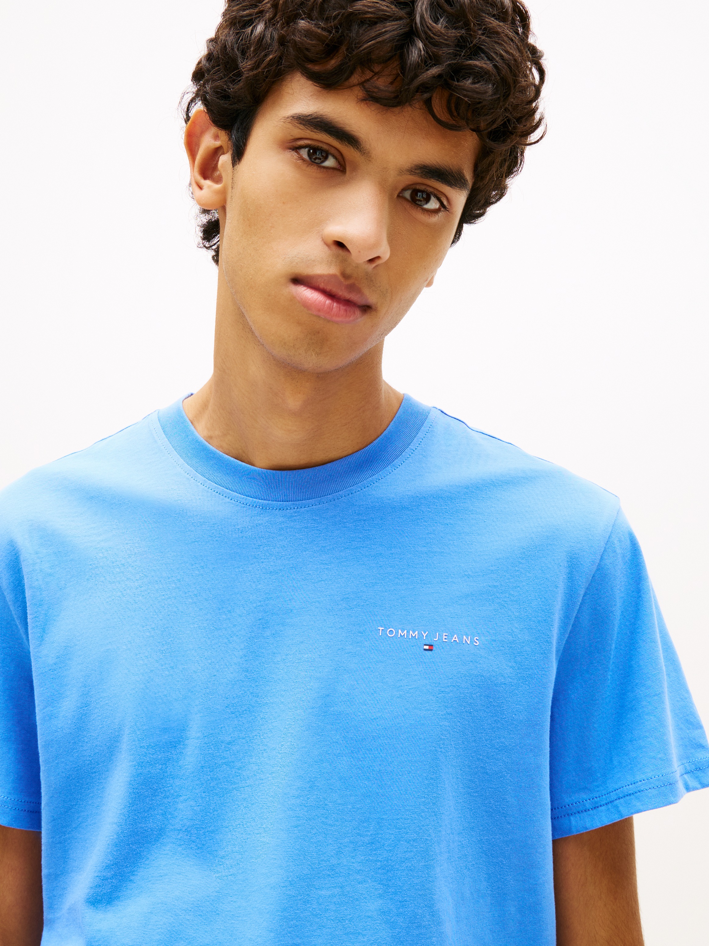 Tommy Jeans T-Shirt "TJM SLIM LINEAR CHEST TEE EXT" Mit Rundhalsausschnitt günstig online kaufen