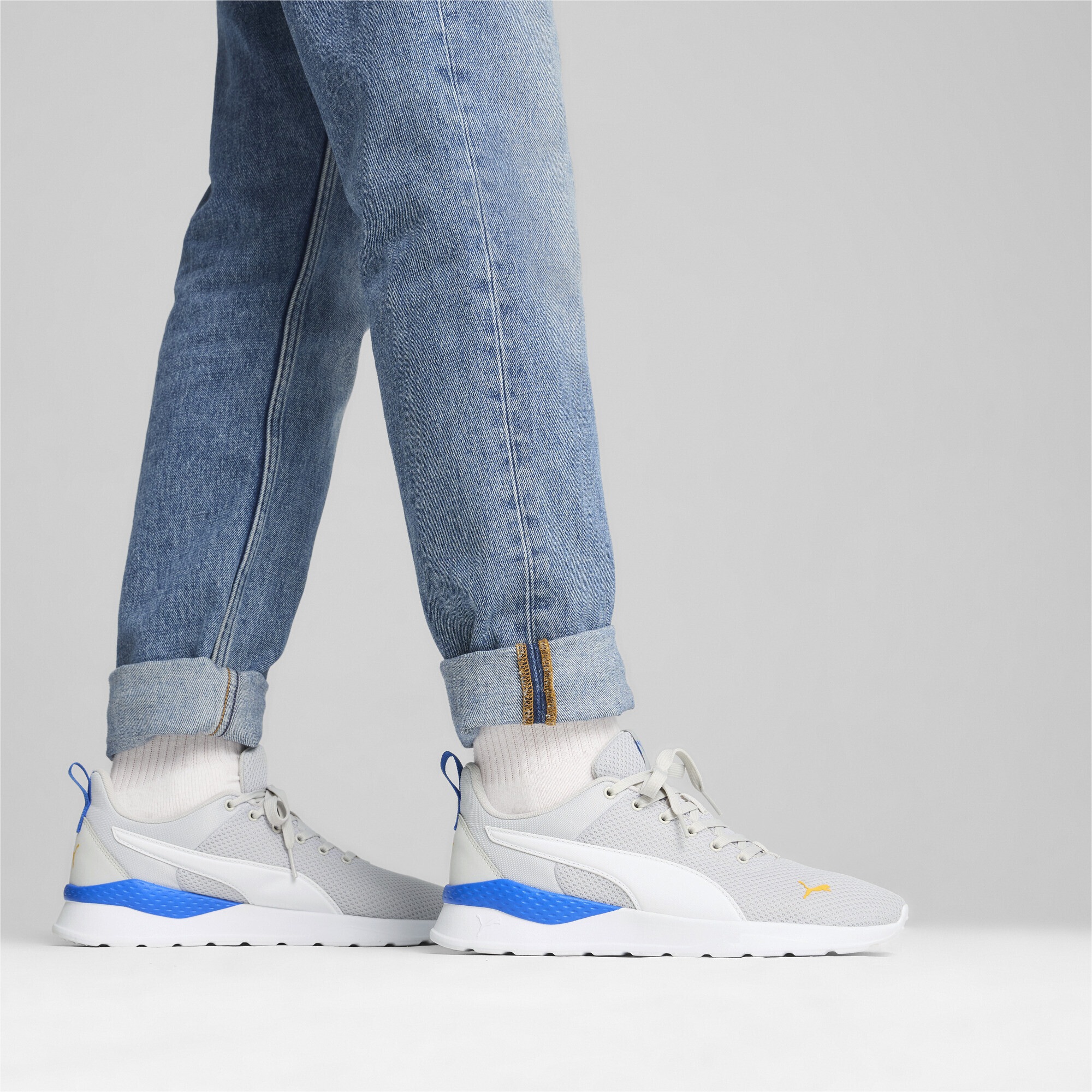 PUMA Trainingsschuh »Anzarun Lite Sneakers Erwachsene«