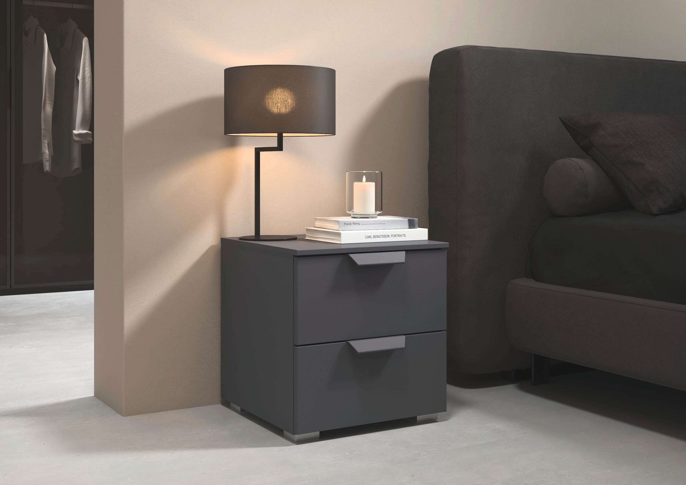 rauch Nachtkommode »Nachttisch Nachtkonsole COSTA Set mit farblich passenden Metallgriffen« in 2 Griff-Farben, Breite je 40 cm, 2 Stk. tlg. je zwei geräumige Schubladen MADE IN GERMANY