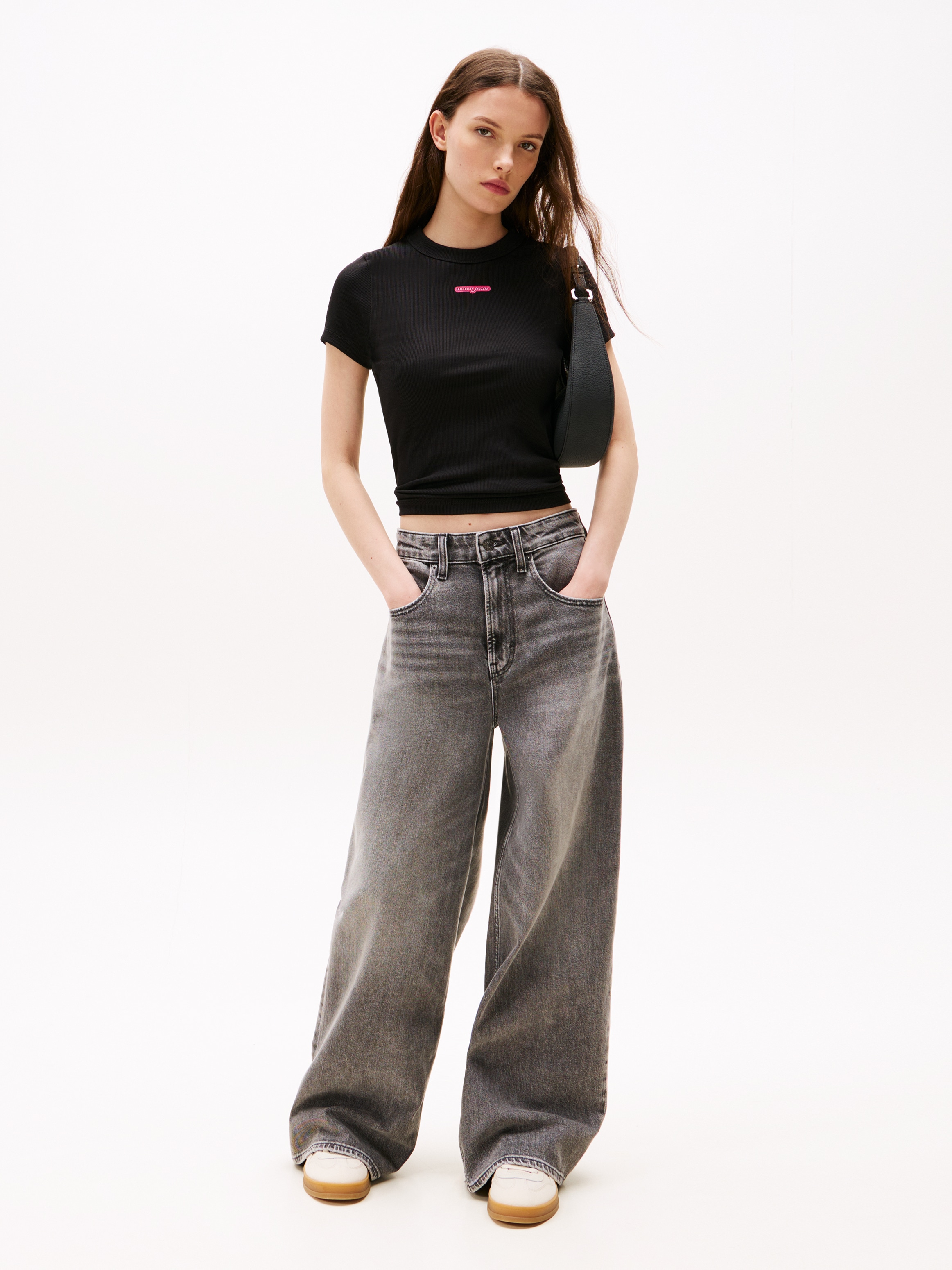 Tommy Jeans Kurzarmshirt »TJW SLIM SCRIPT LABEL SS TEE EXT«