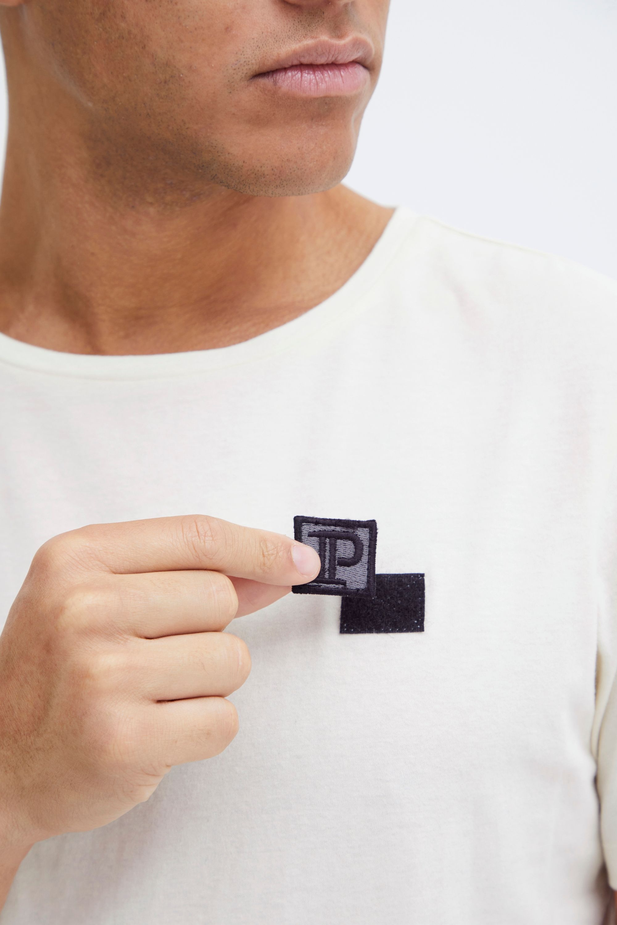 11 Project T-Shirt »T-Shirt PRChris«