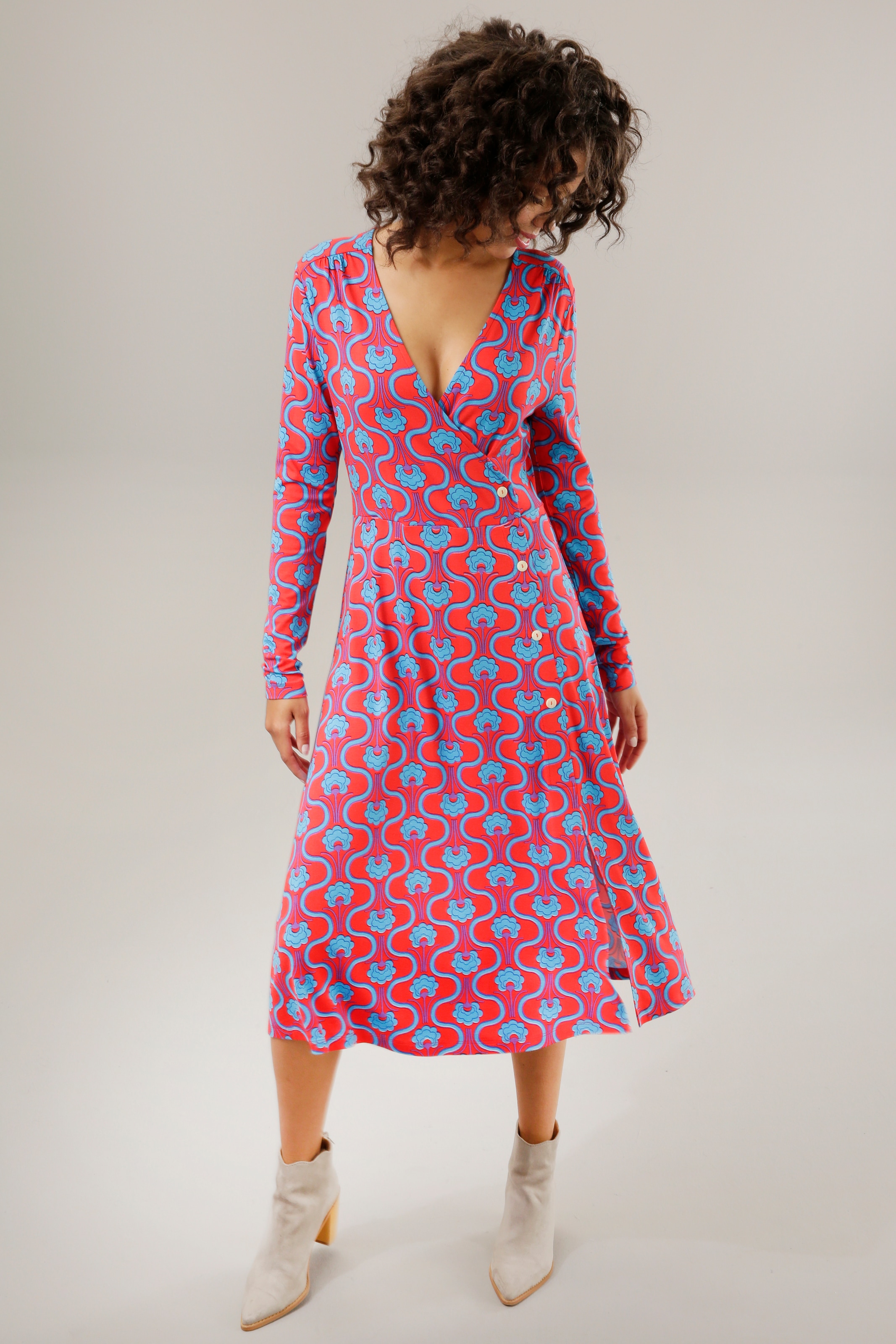 Aniston CASUAL trendigem Jerseykleid, | Retromuster bedruckt kaufen BAUR mit