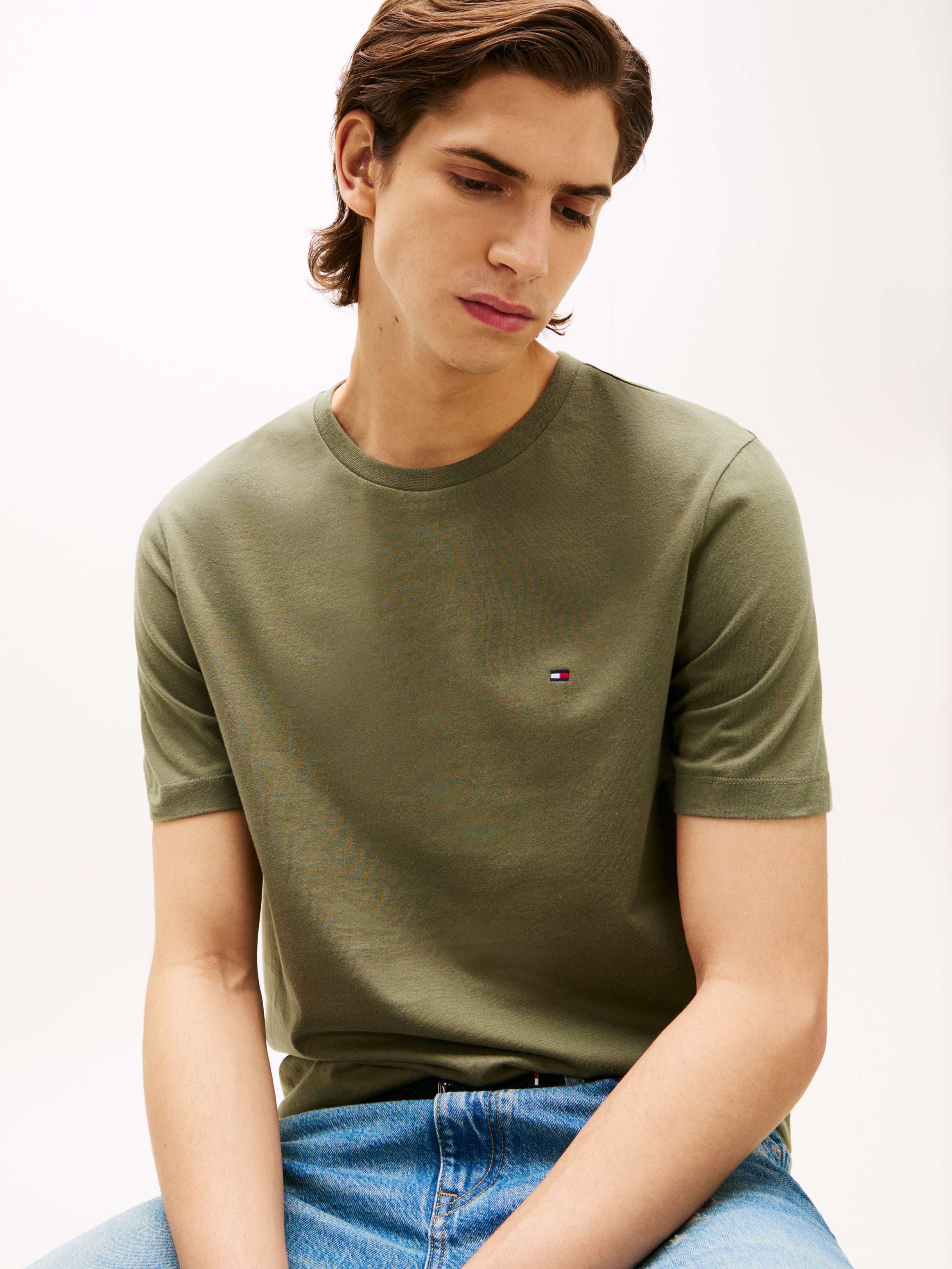 Tommy Hilfiger T-Shirt "ESSENTIAL REG FIT SOLID TEE mit Stickerei und Rundh günstig online kaufen