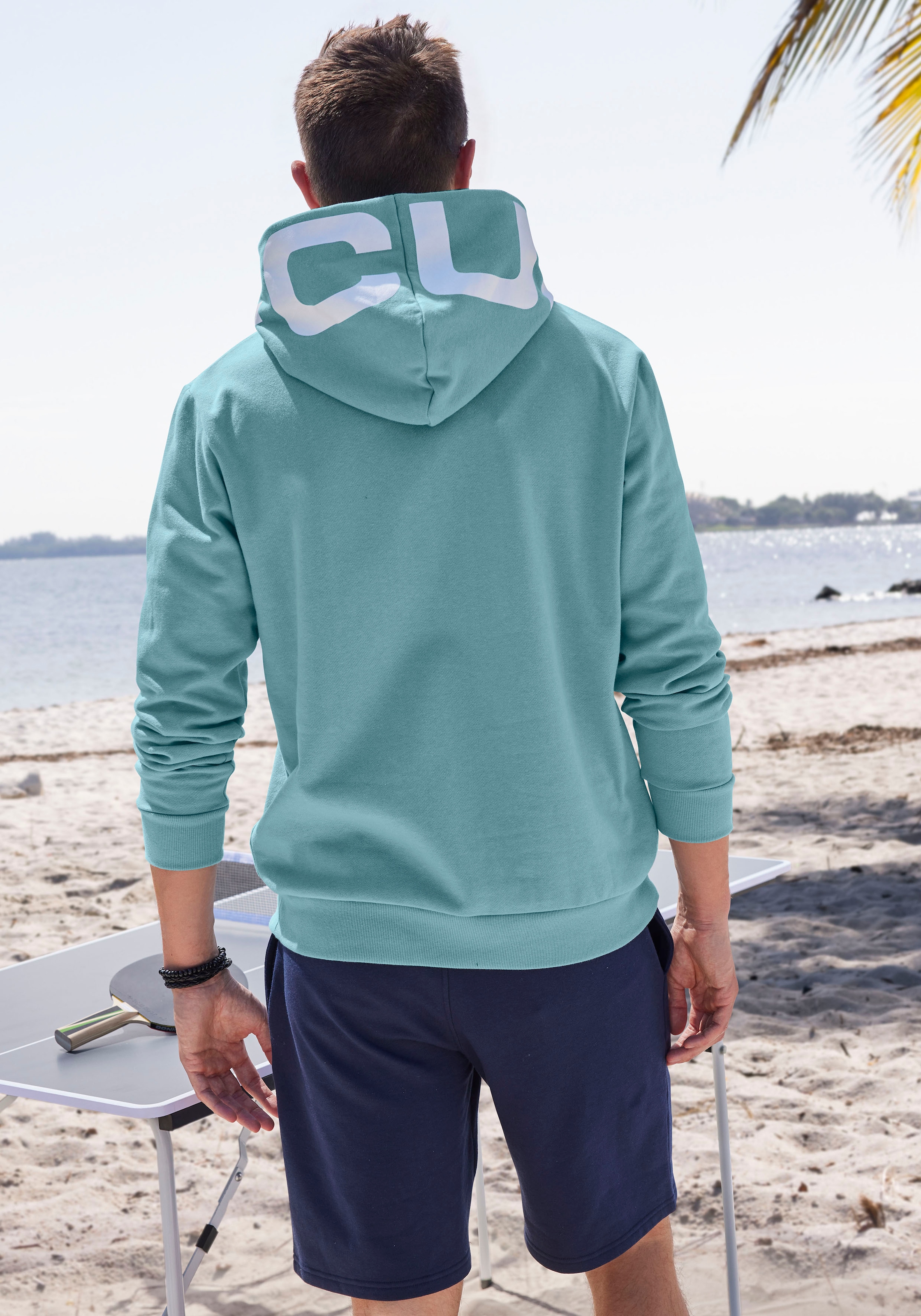 FCUK Hoodie, in Regular Fit und Langarm, Sweatshirt mit Kapuze, Baumwollmischung