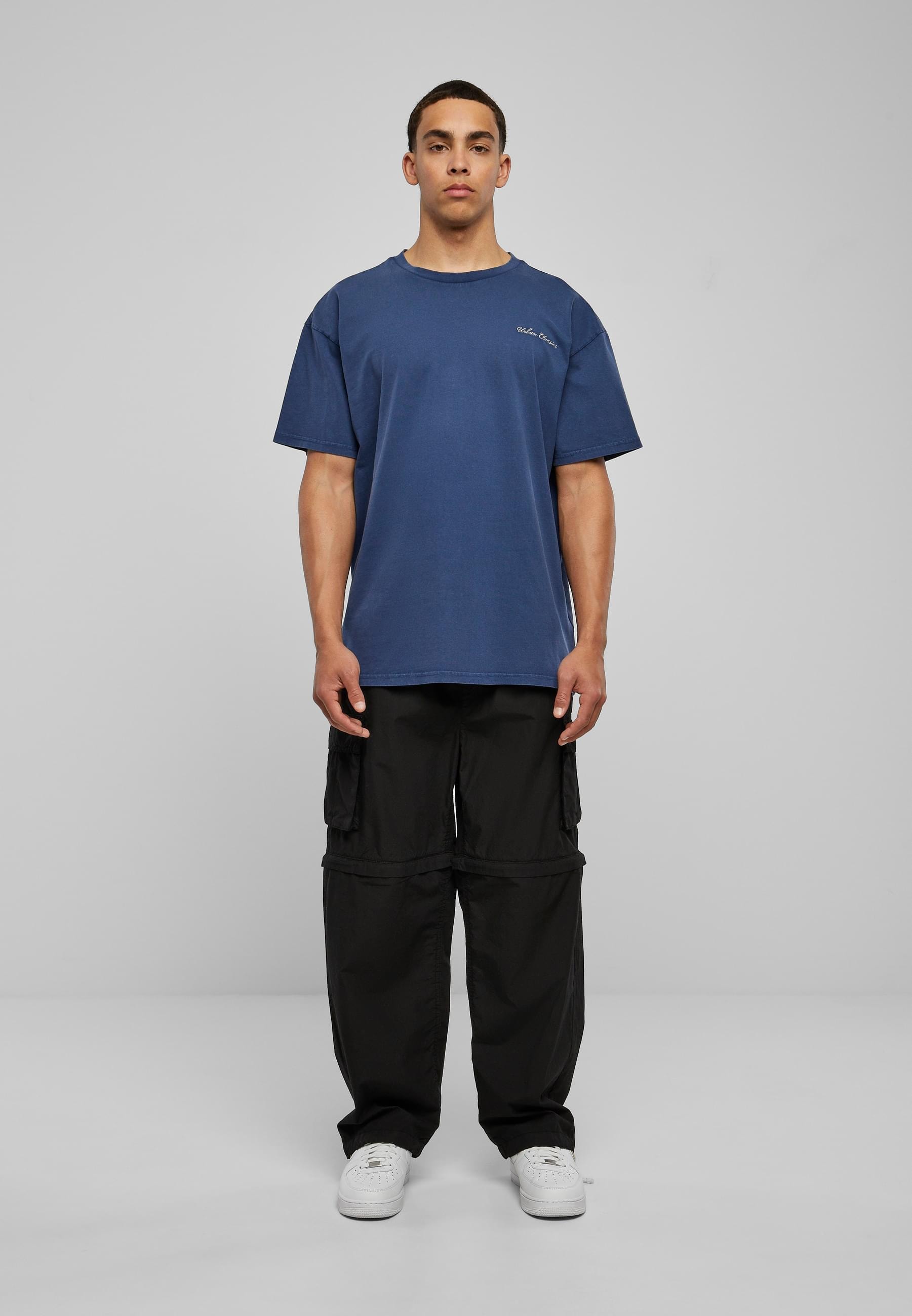 URBAN CLASSICS T-Shirt »Urban Classics Herren Oversized Small Embroidery Tee«, (1 tlg.)