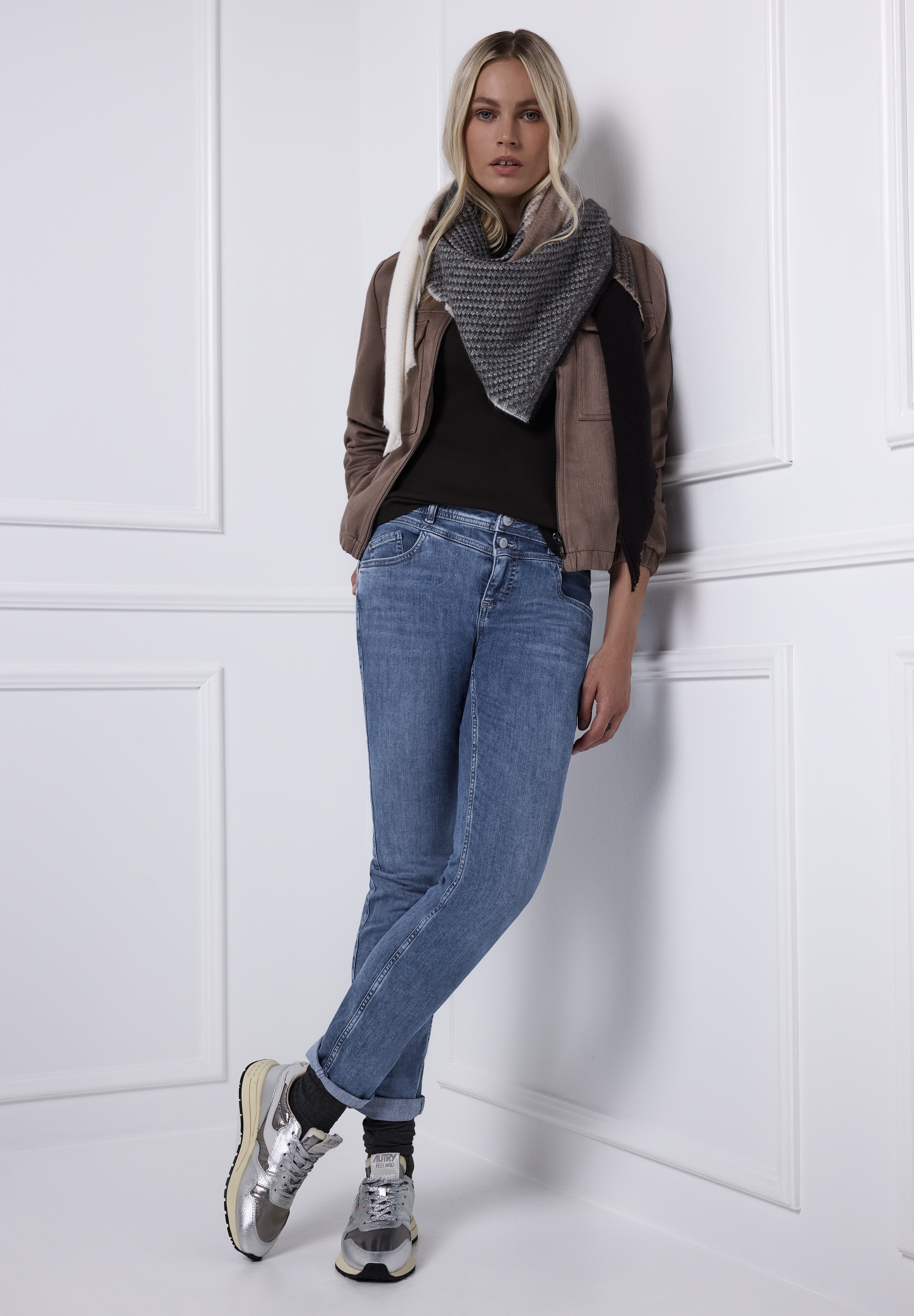 Slim-fit-Jeans STREET ONE, Damen, Gr. 33, Länge 30, medium blau washed, Jeans, 76% Baumwolle, 18% Lyocell, 4% Elastomultiester, 2% Elasthan, unifarben, lang, Jeans Slim-fit-Jeans, 5-Pocket-Style 2