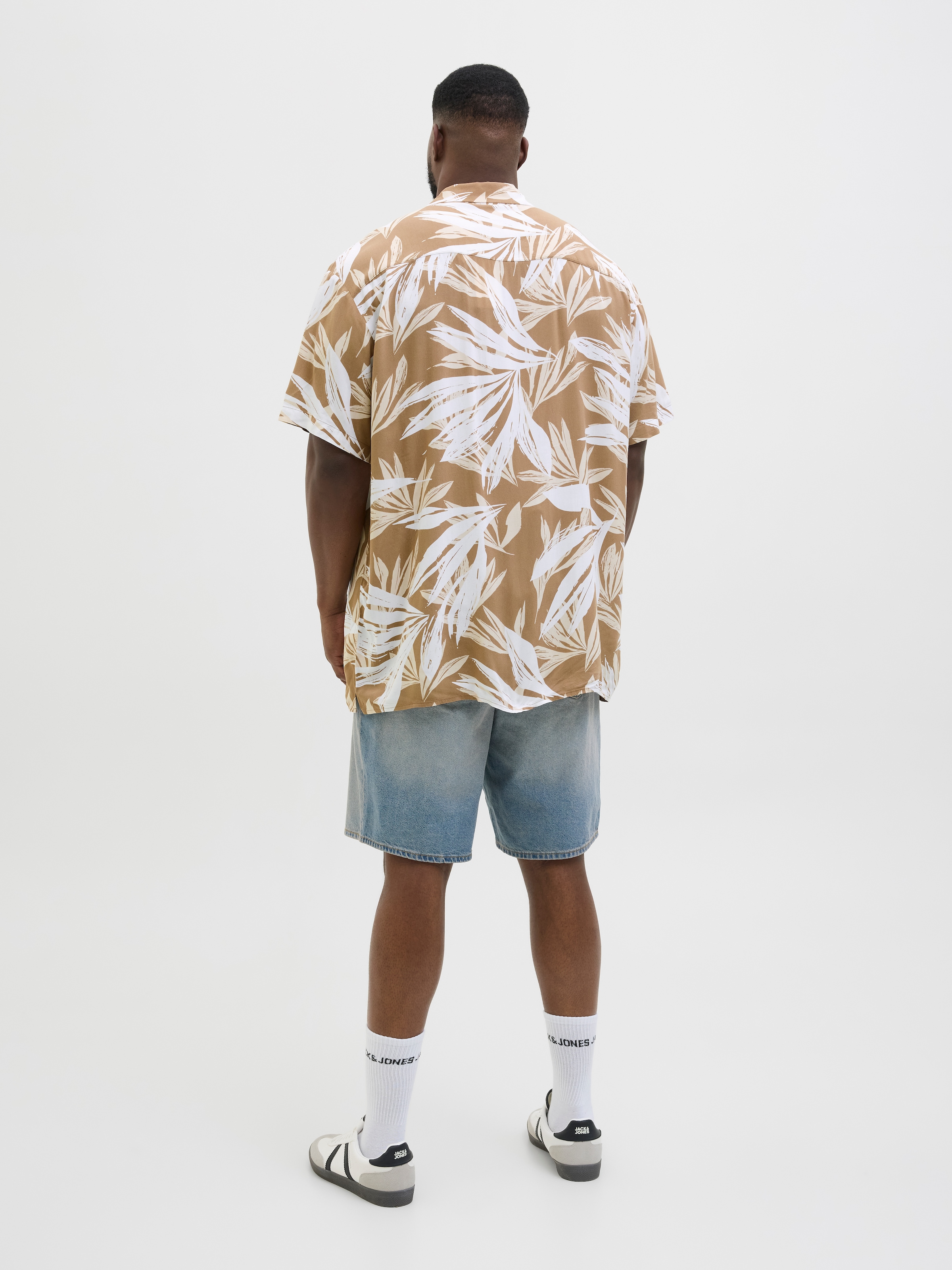 Jack & Jones PlusSize Kurzarmhemd »JJEJEFF TROPICAL AOP RESORT SHIRT SN PLS«