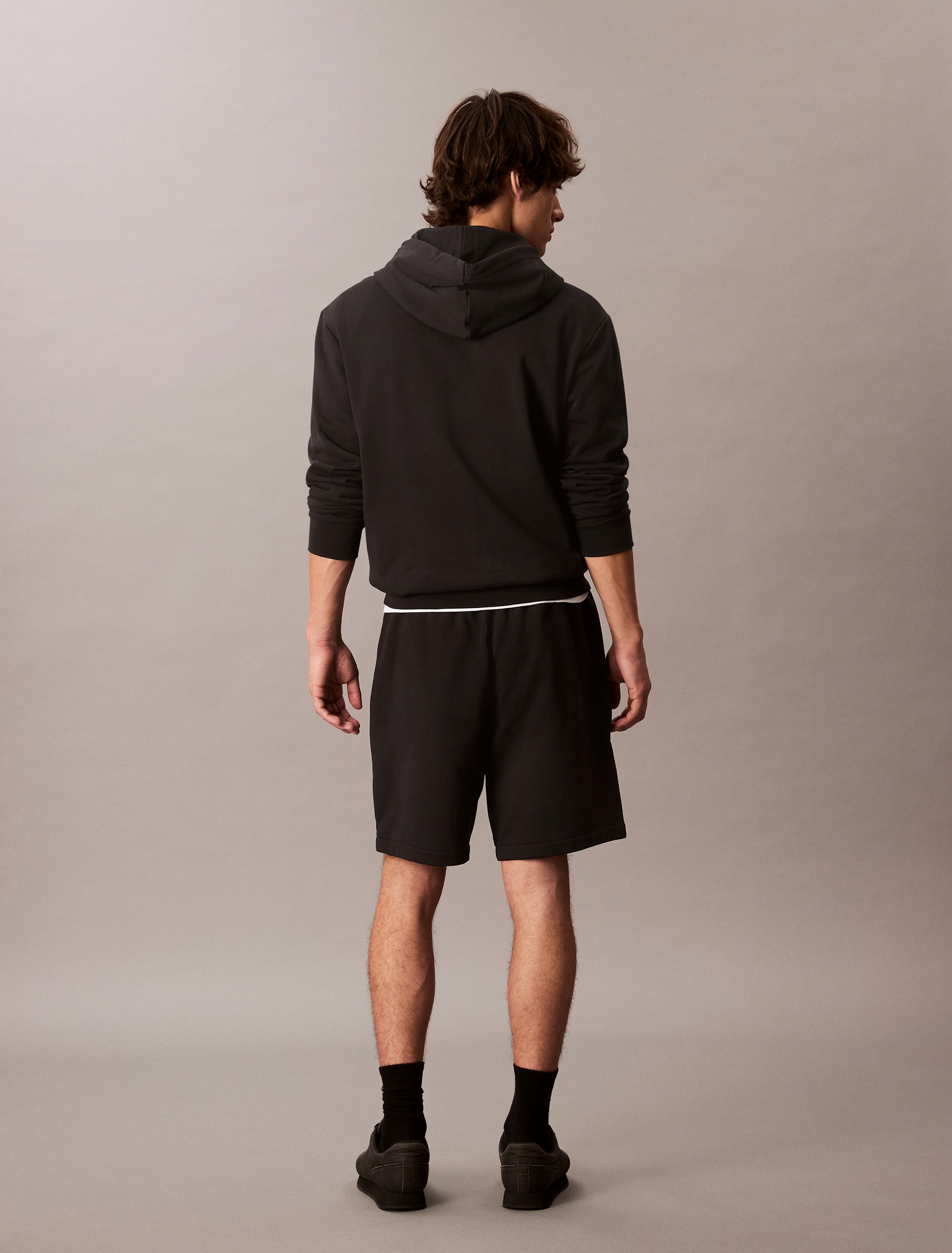 Calvin Klein Sweatshorts »400GSM TRRY SPRTSWR«, mit Logo-Tape