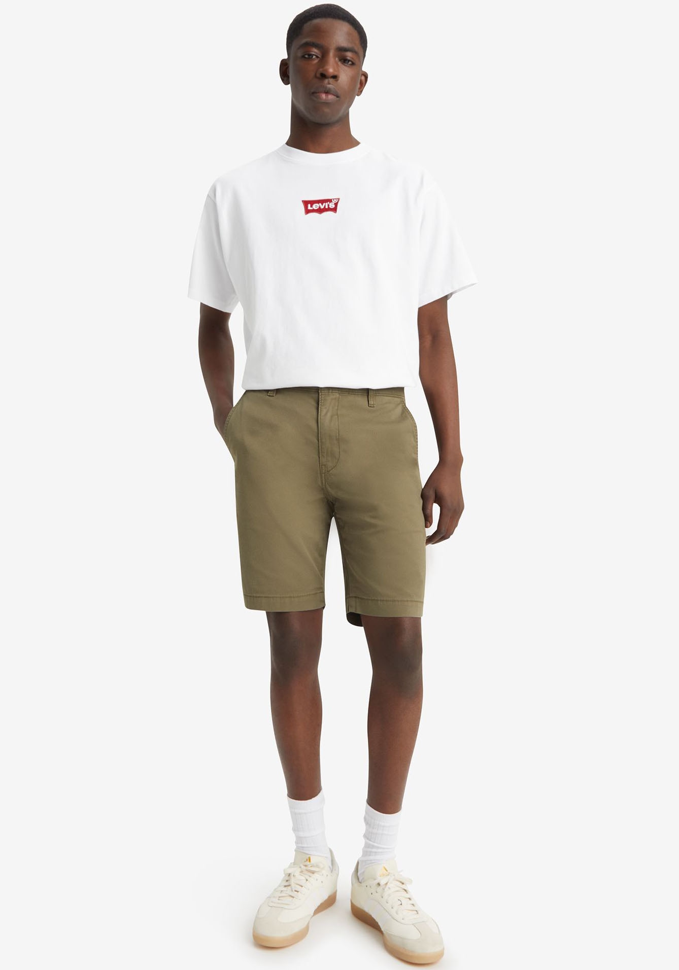 Levi's® Chinoshorts »XX CHINO SHORT II«, Sommerhose mit Logobadge