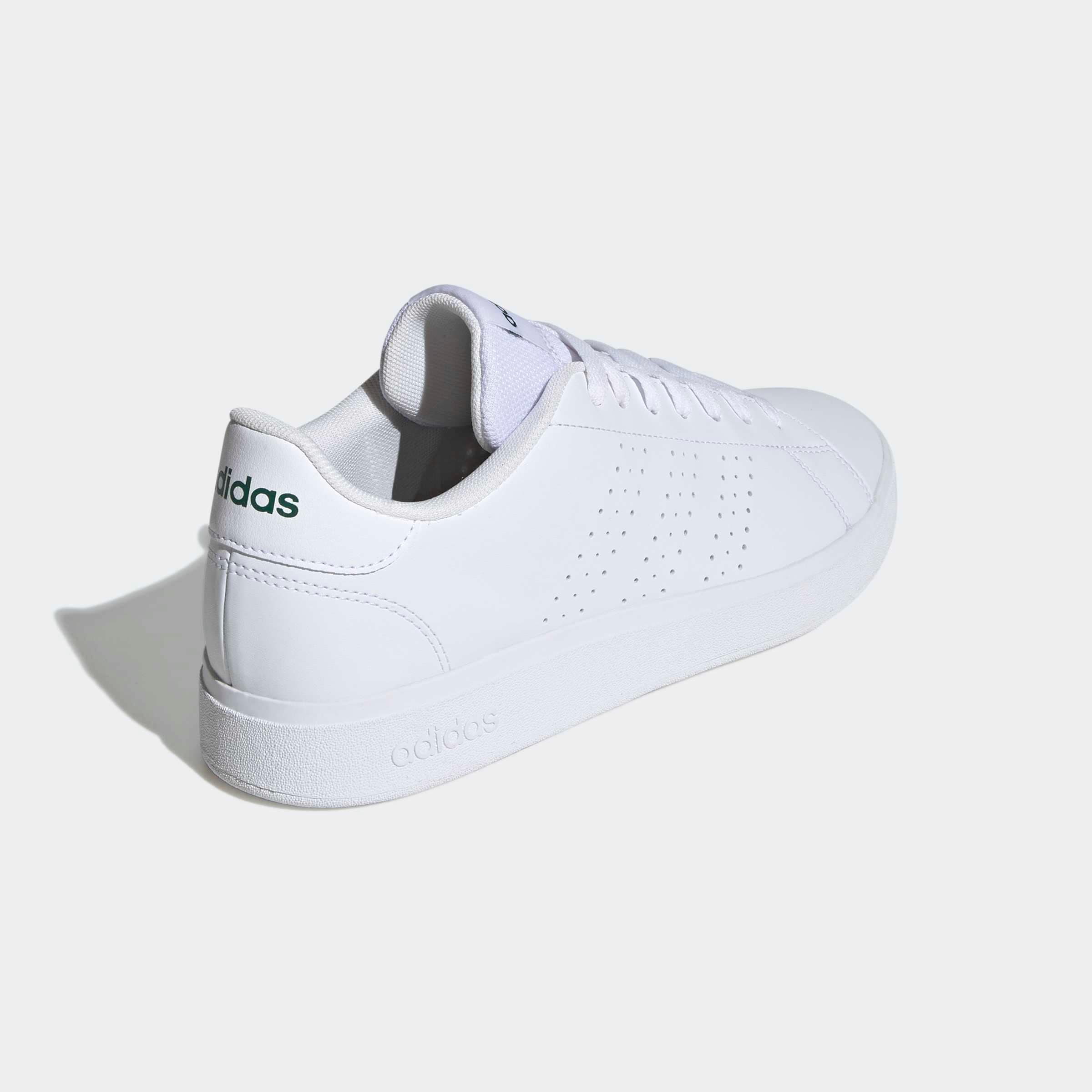 adidas Sportswear Sneaker  inspiriert vom Design des adidas stan smith