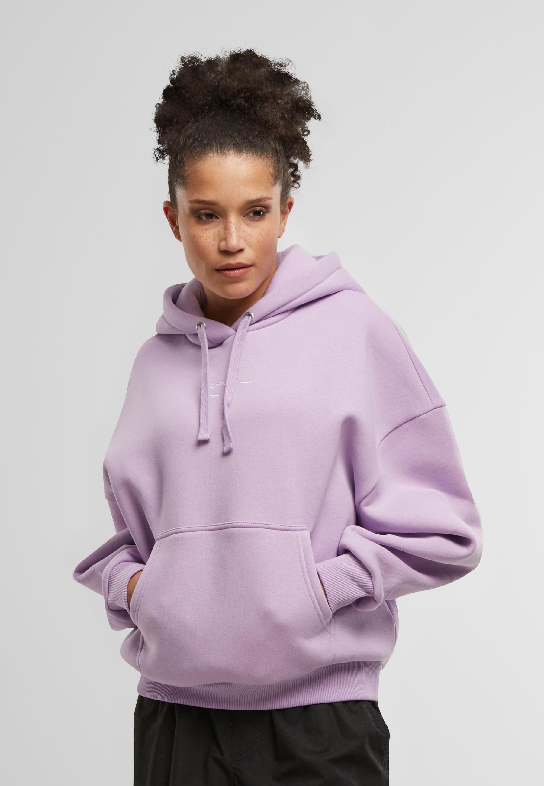 Karl Kani Kapuzenpullover »Karl Kani Small Signature Essential Os Hoodie«, (1 tlg.)