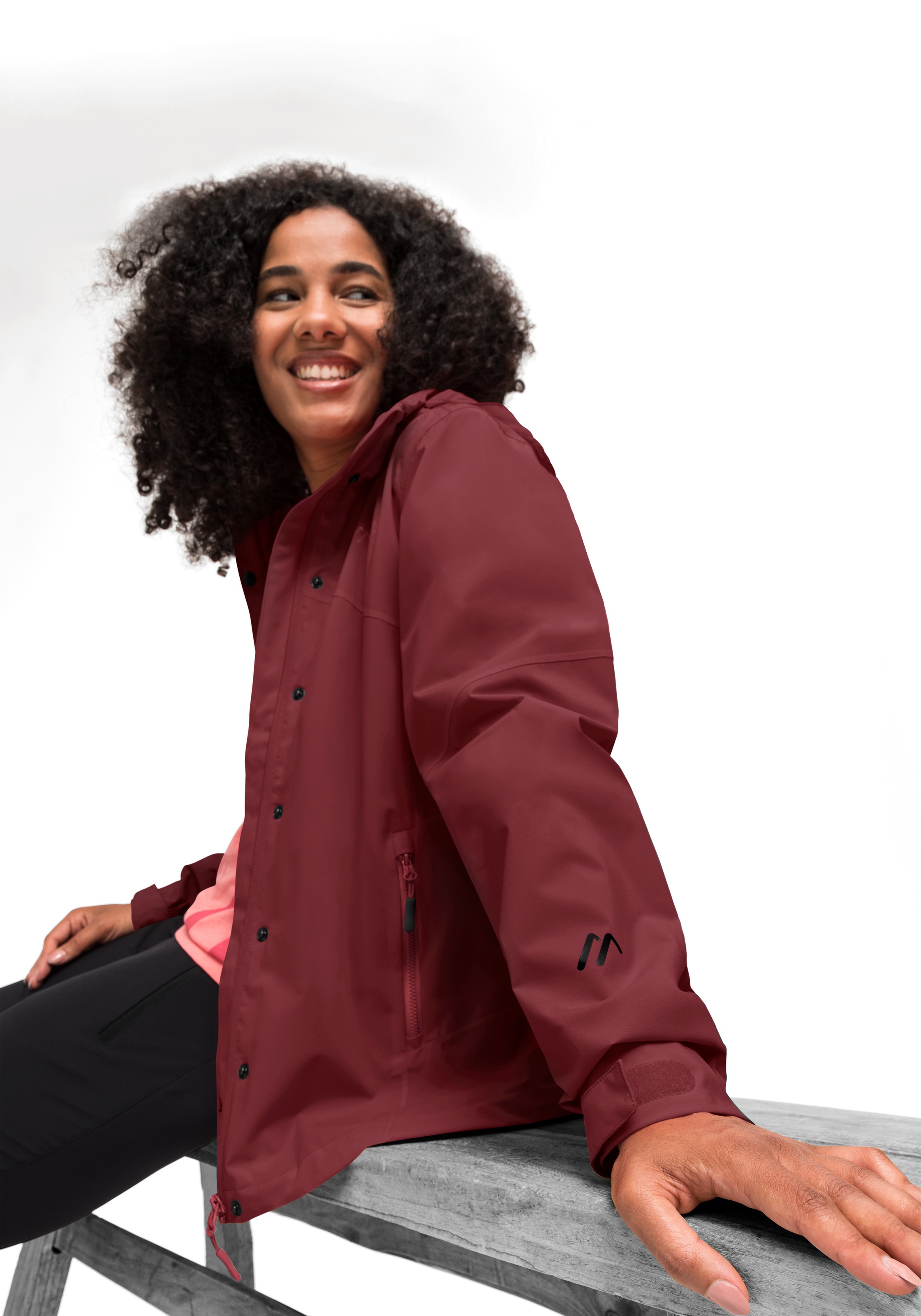 Maier Sports Outdoorjacke »Metor rec W«, Damen Regenjacke wasserdicht mit Kapuze, 2 Taschen außen, Innentasche
