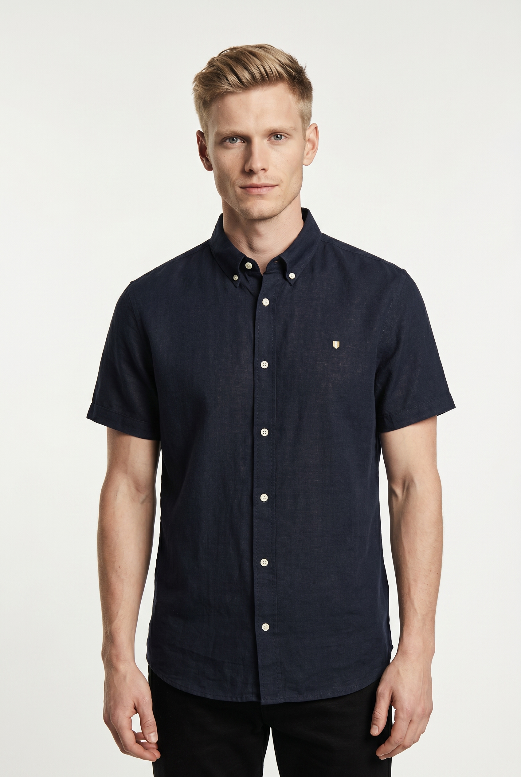 Jack & Jones Kurzarmhemd "JPRBLUSUMMER LIN. BL. SHIELD SS SHIRT SN" mit Stickerei