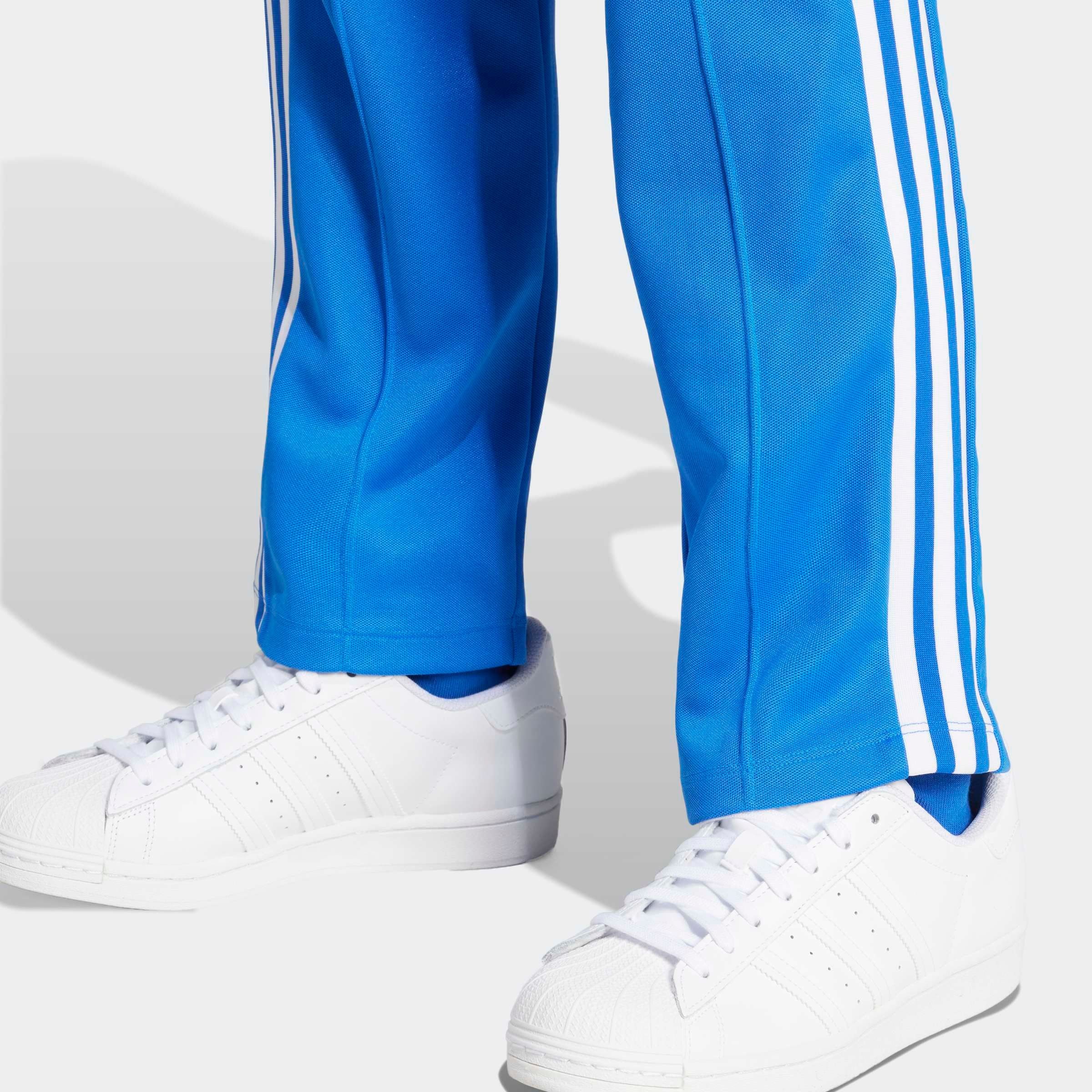 adidas Originals Sporthose »CLASSIC TP«, (1 tlg.), Retro Style, der gerade Schnitt mit schmal zulaufenden Bein