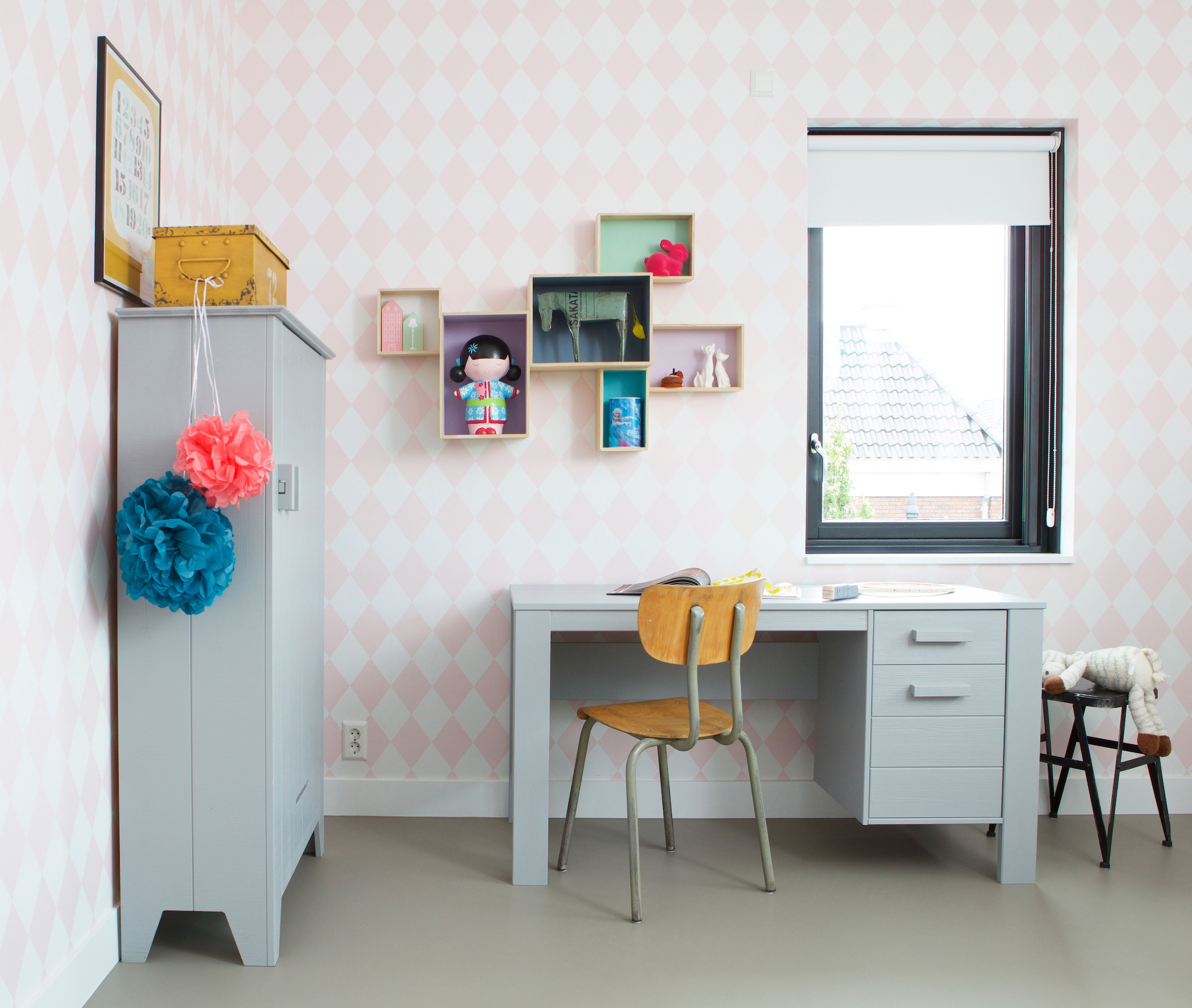 WOOOD Schreibtisch »Julius FSC®-Kiefernholz, gebürstet, mit zwei Schubladen 141x59x74 cm« Gebürstete Oberfläche, sichtbare Maserung, wasserbasiert lackiert