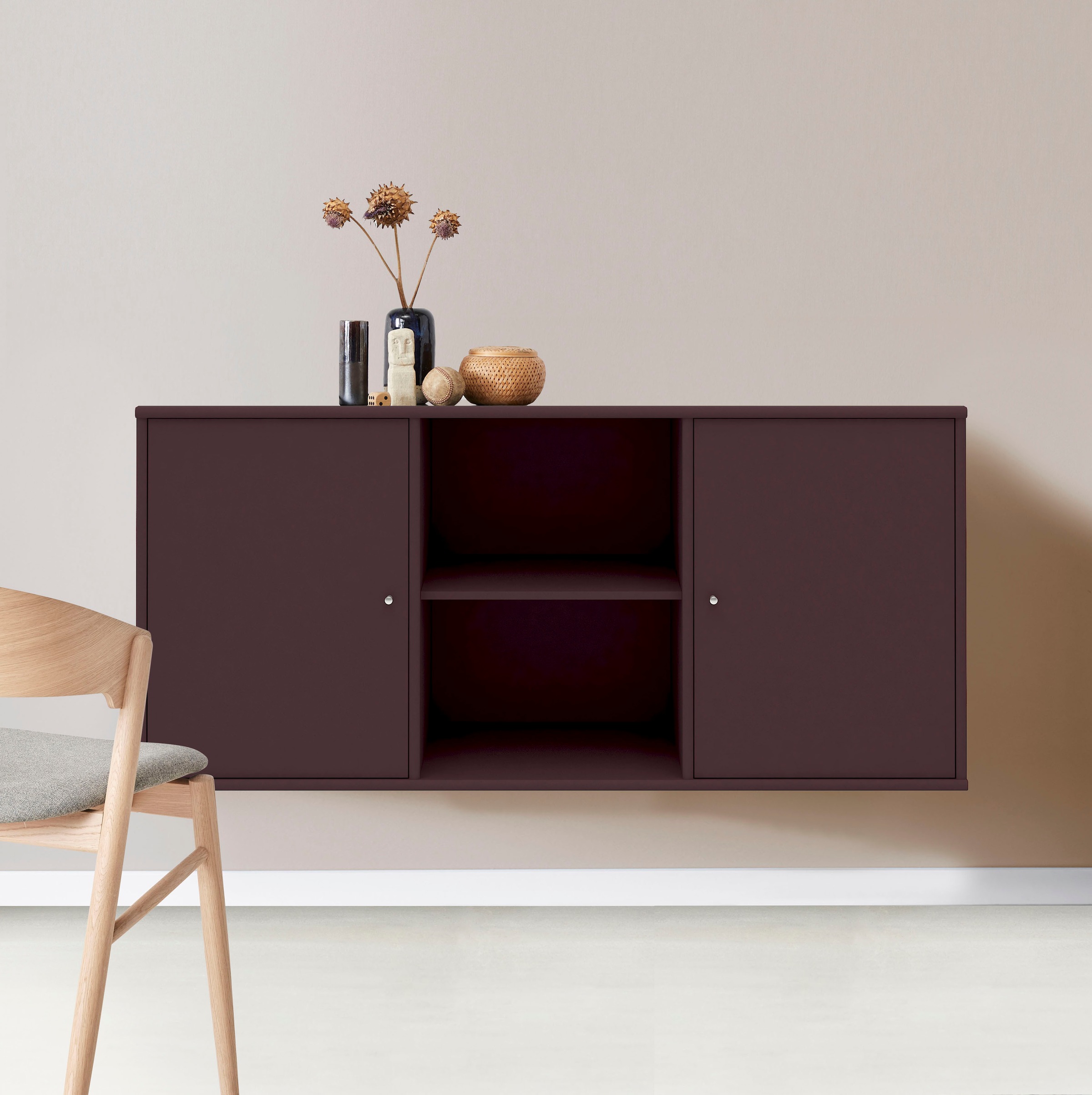Hammel Furniture Sideboard Mistral, mit zwei Türen, Wandmontage/ stehend montierbar, Breite: 133 cm, Dänische Handwerkskunst