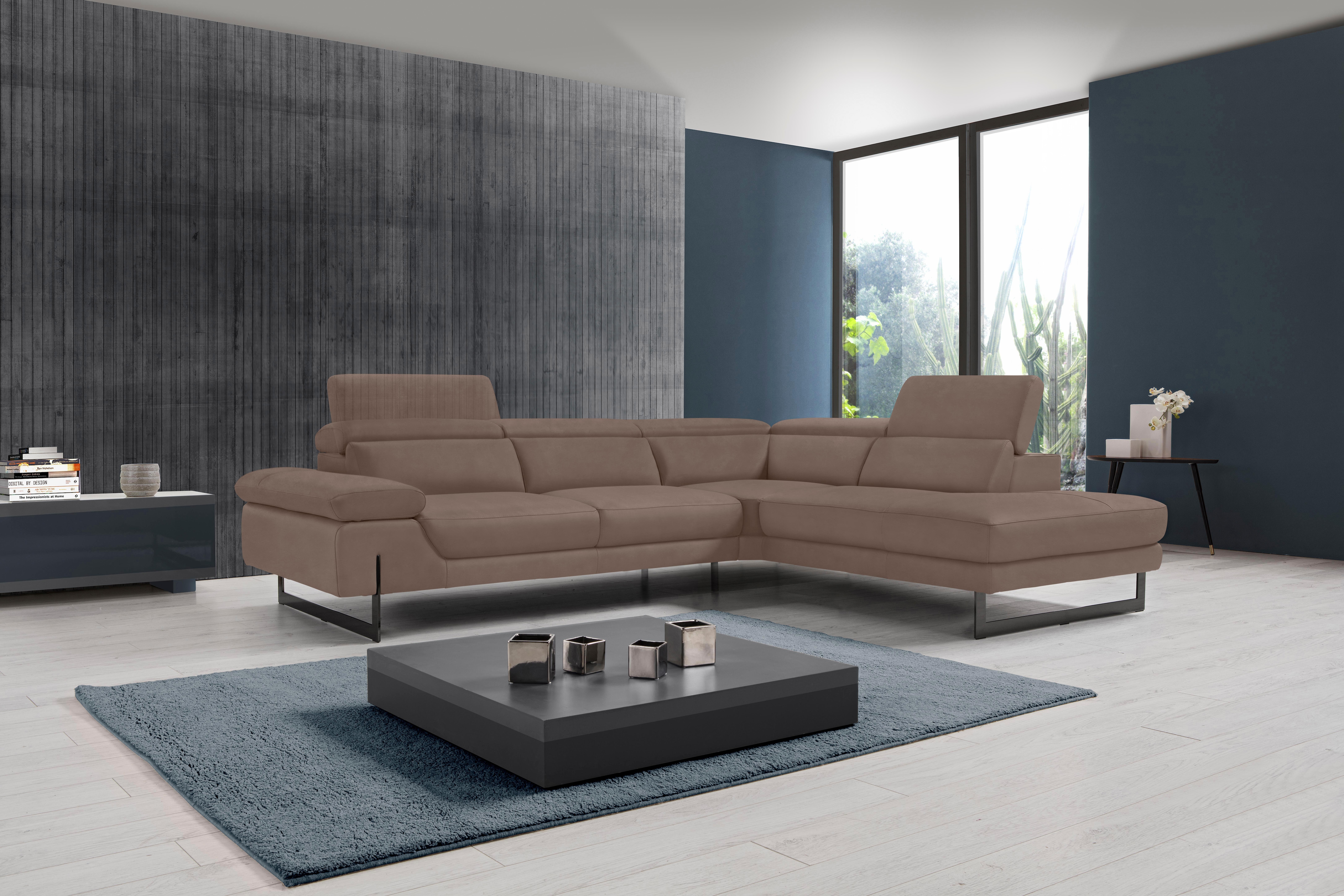 Egoitaliano Ecksofa "Queenie, extravagantes Sofa mit erstklassigem Sitzkomfort, L-Form" mit verstellbarer Armlehne und Kopfteilen für Wohlfühlkomfort