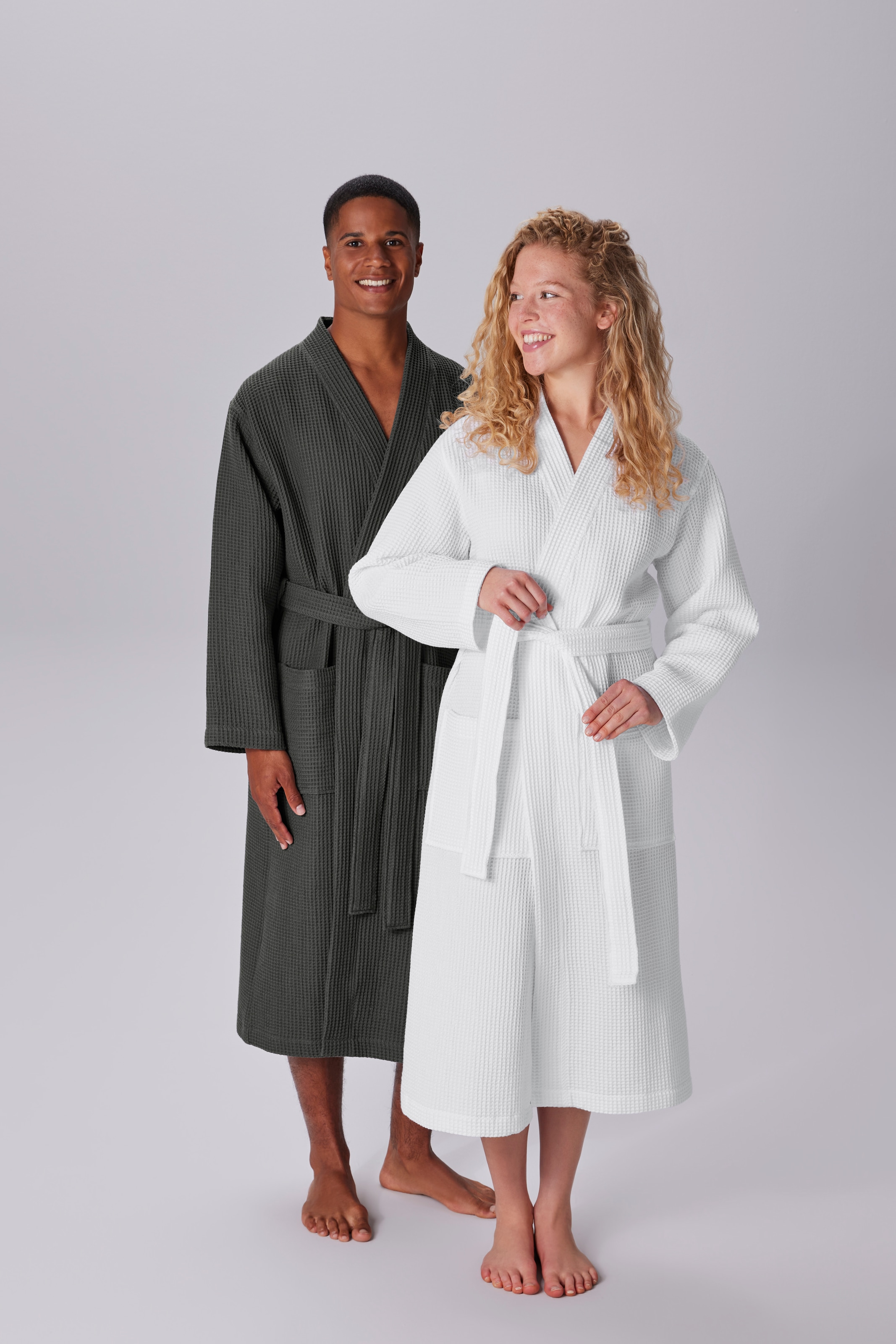my home Unisex-Bademantel »Inga, ideal für Sauna & Spa, Hotelbademantel, Morgenmantel«, (1 St.), Waffelpiqué, kleines Packmaß, Taschen, Damen & Herren, S-3XL