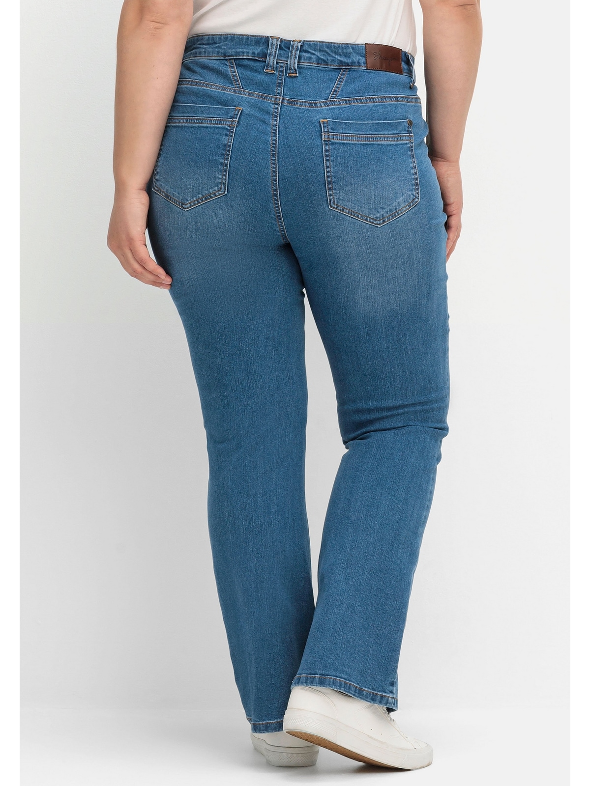 Sheego Bootcut-Jeans »Große Größen«, SUSANNE ideal bei viel Bauch und schmalen Beinen