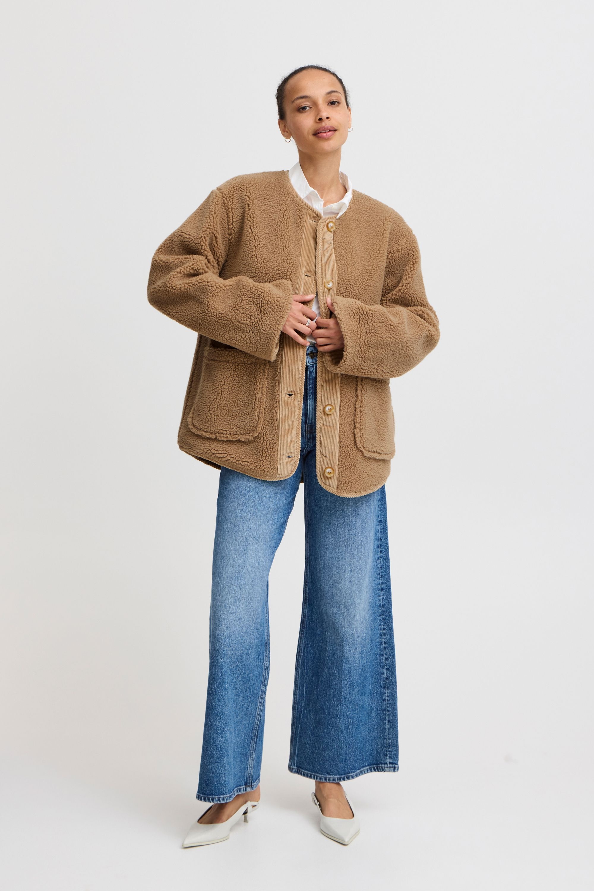 b.young Plüschjacke »Plüschjacke BYCOTTY JACKET -«