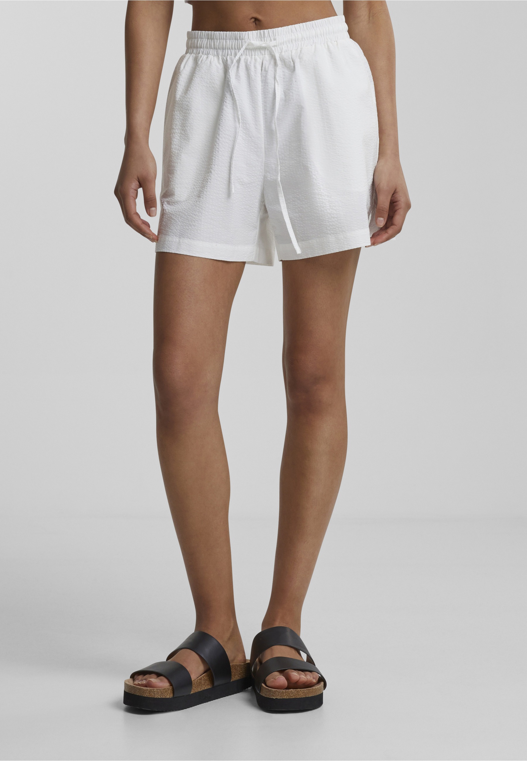 URBAN CLASSICS Shorts »Urban Classics Damen Ladies Seersucker Shorts«