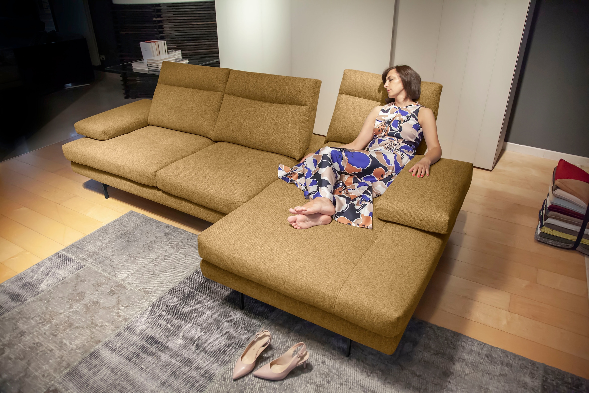CALIA ITALIA Ecksofa "Toby Wing, B/T: 278/153 cm, Designsofa, Premium Sitzkomfort, L-Form" inklusive Sitztiefenverstellung, Füße in schwarz matt