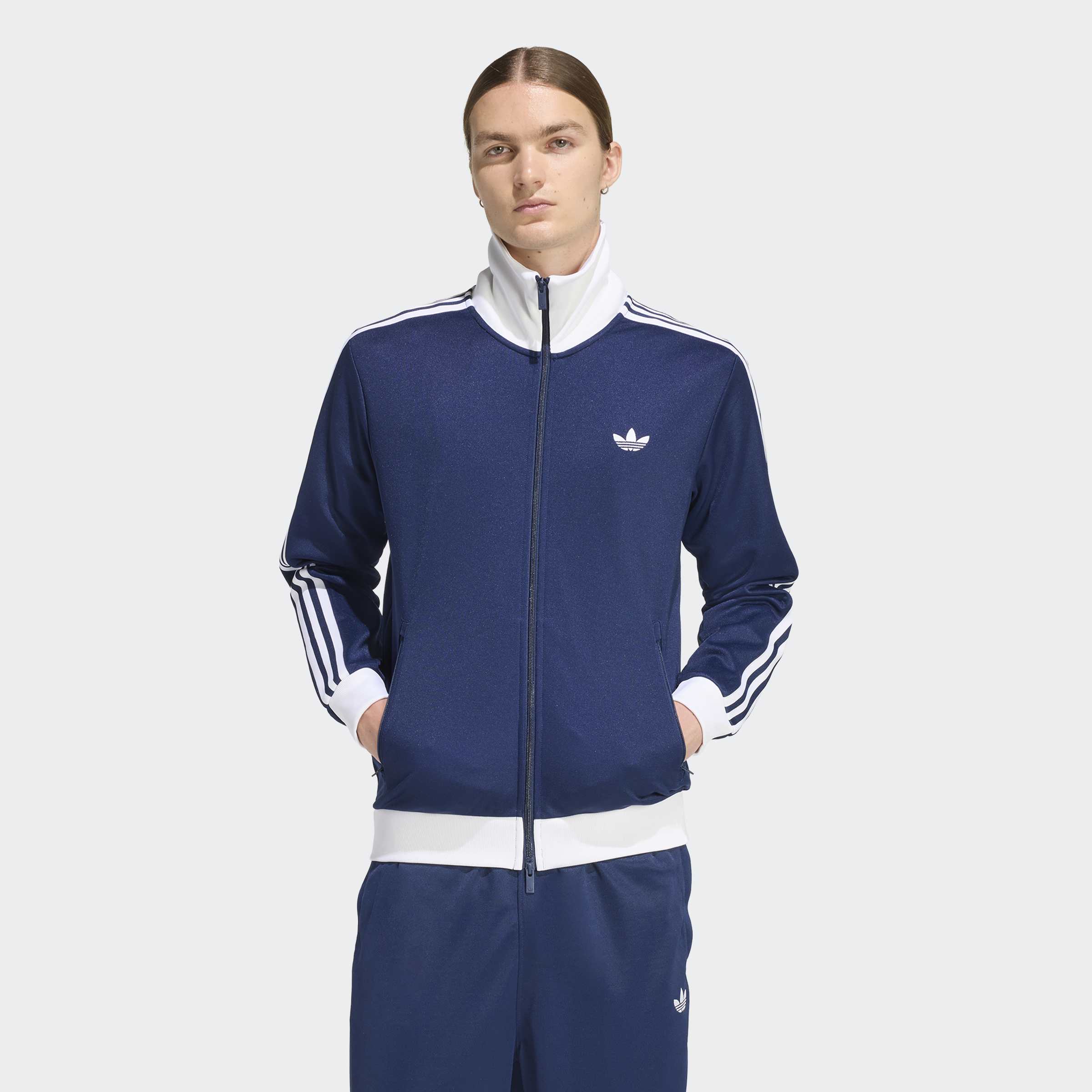 adidas Originals Trainingsjacke "BECKENBAUER ORIGINALS" mit Rundhalsausschnitt, aus Baumwolle und Polyester, in normaler Länge