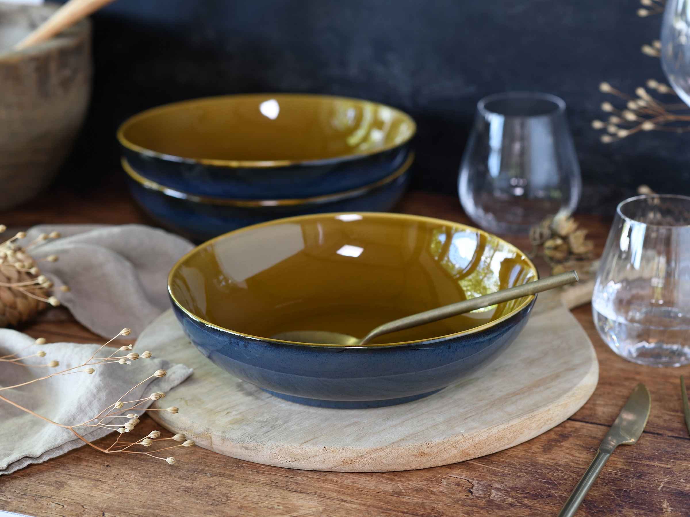 CreaTable Schale »Mallorca, Poke Bowl 4-tlg«, 4 tlg., aus Steinzeug, Spezialglasur mit Vintage Außenrand