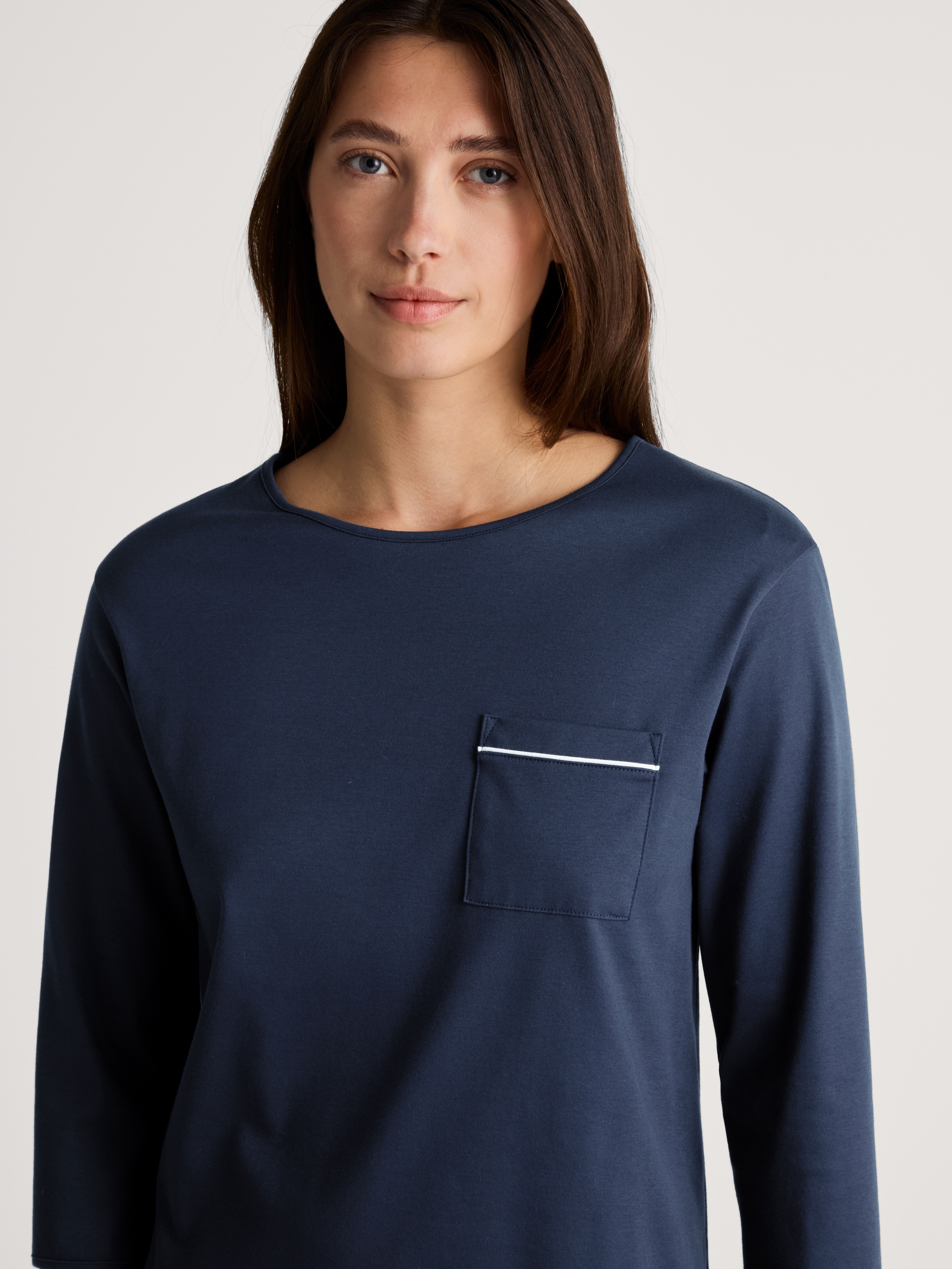 Schlafanzug CALIDA "Sweet Dreams", Damen, Gr. L (48/50), blau (peacoat blau), Interlock, Obermaterial: 100% Baumwolle, gemustert, bequem lang, Rundhals, Homewear-Sets Schlafanzug, lockere Passform, Rundhals, Interlock-Qualität, Langarm, weich 8