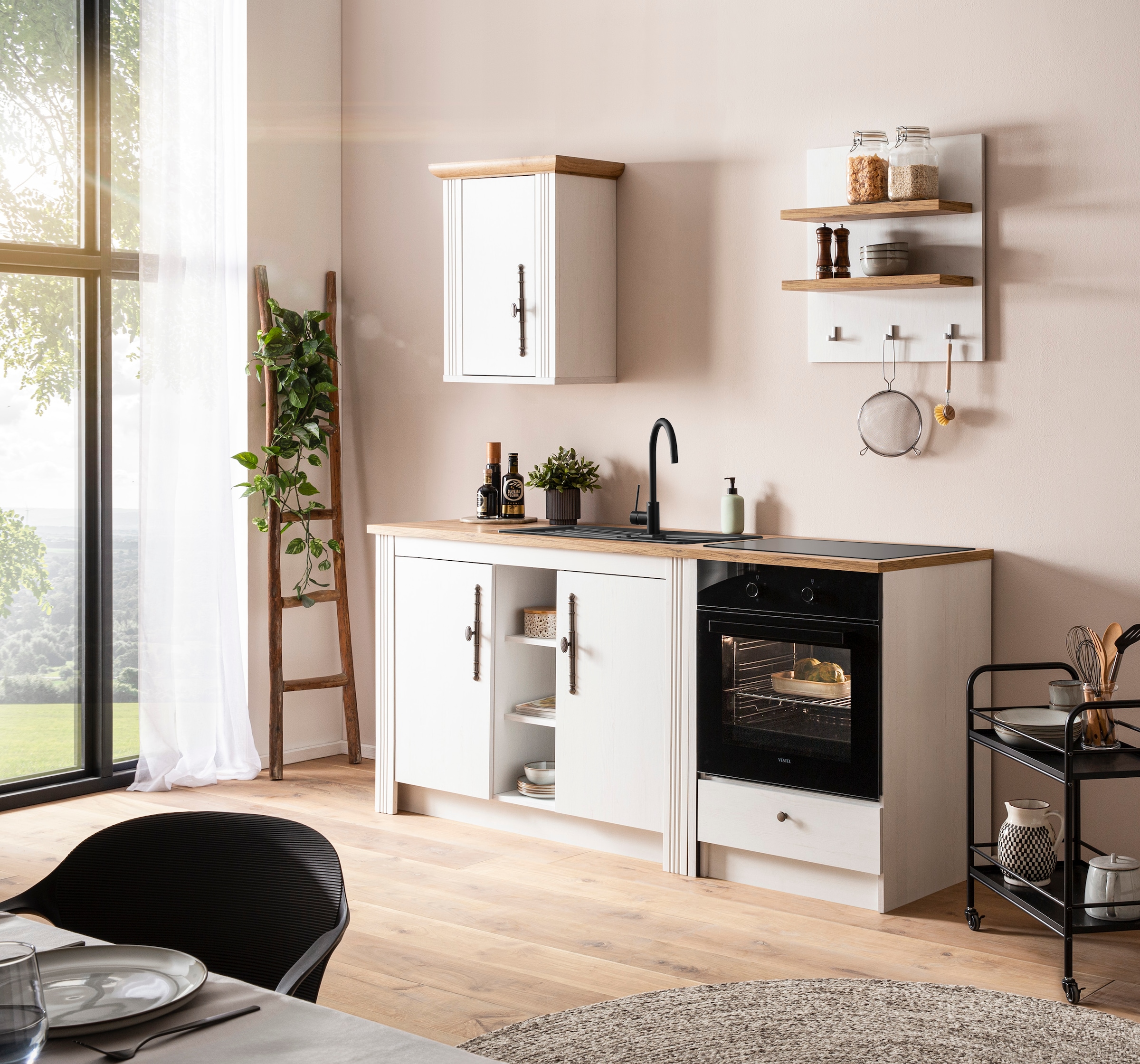KOCHSTATION Küchenzeile »KS-Westminster, Pantryküche im Landhaus Stil, hochwertige Metallgriffe«, (Set), Breite 194 cm, Kommode, Wandpaneel, Hängeschrank und Herdumbau