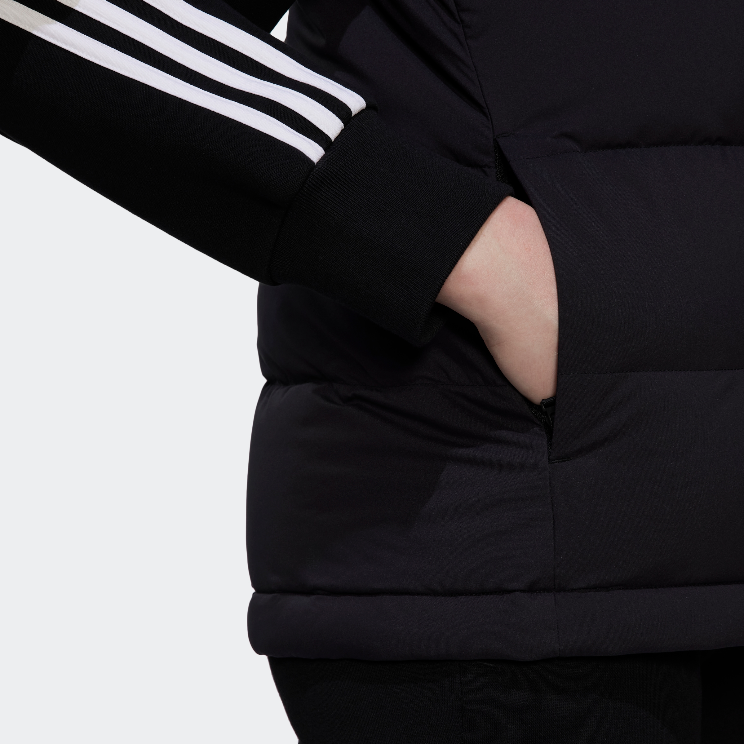 Black Friday adidas Sportswear Shirtweste »HELIONIC DAUNENWESTE« | BAUR
