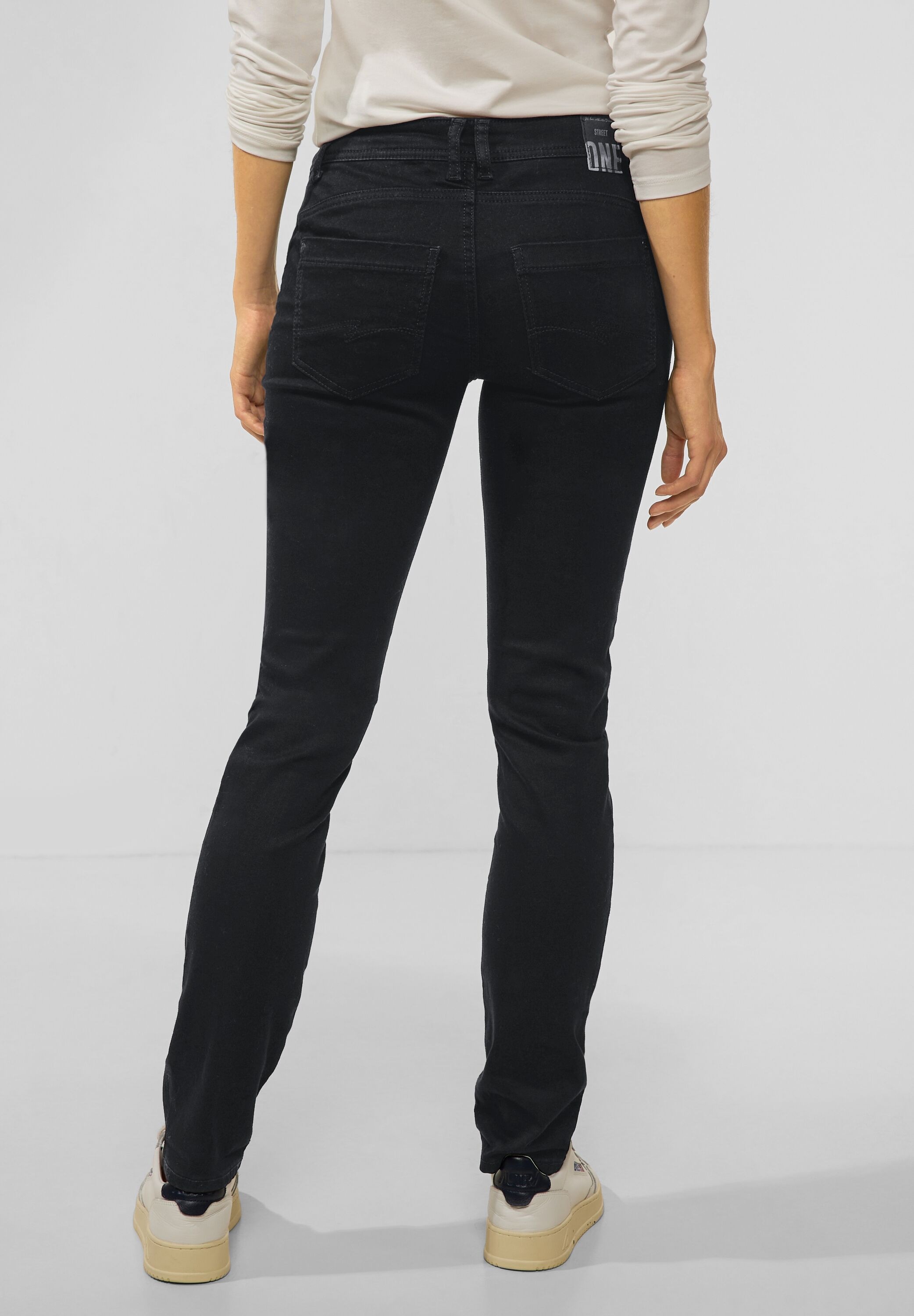 STREET ONE Gerade Jeans, 4-Pocket Style