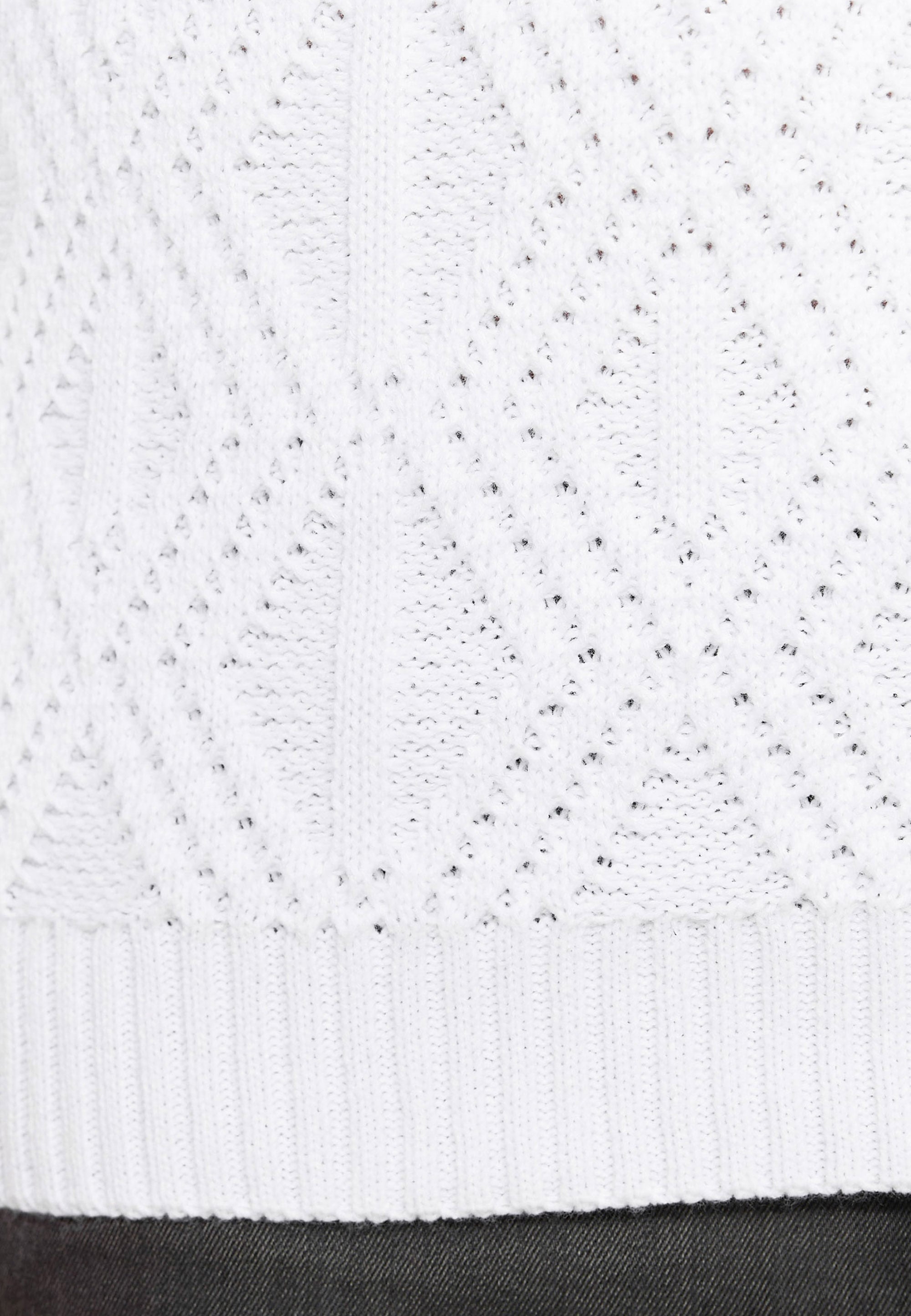 Rusty Neal Rollkragenpullover, in modischem Design