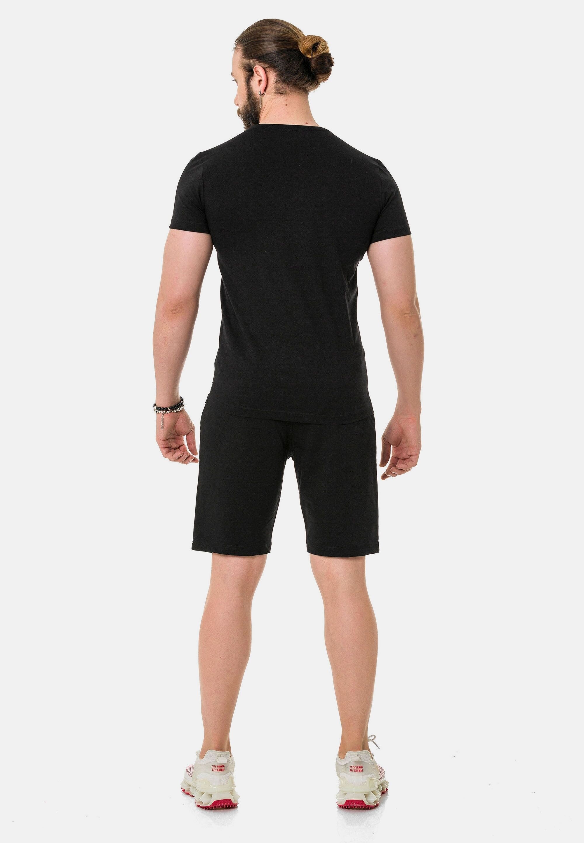 Cipo & Baxx Stoffhose »Hose«, mit Bein-Print