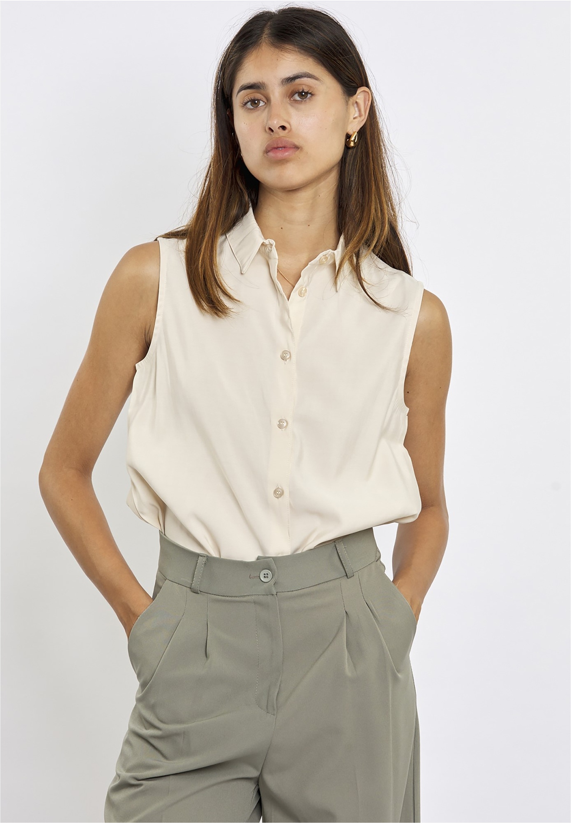 freshlions Klassische Bluse "Aria" 1 Stk. tlg. mit elegantem Hemdkragen günstig online kaufen