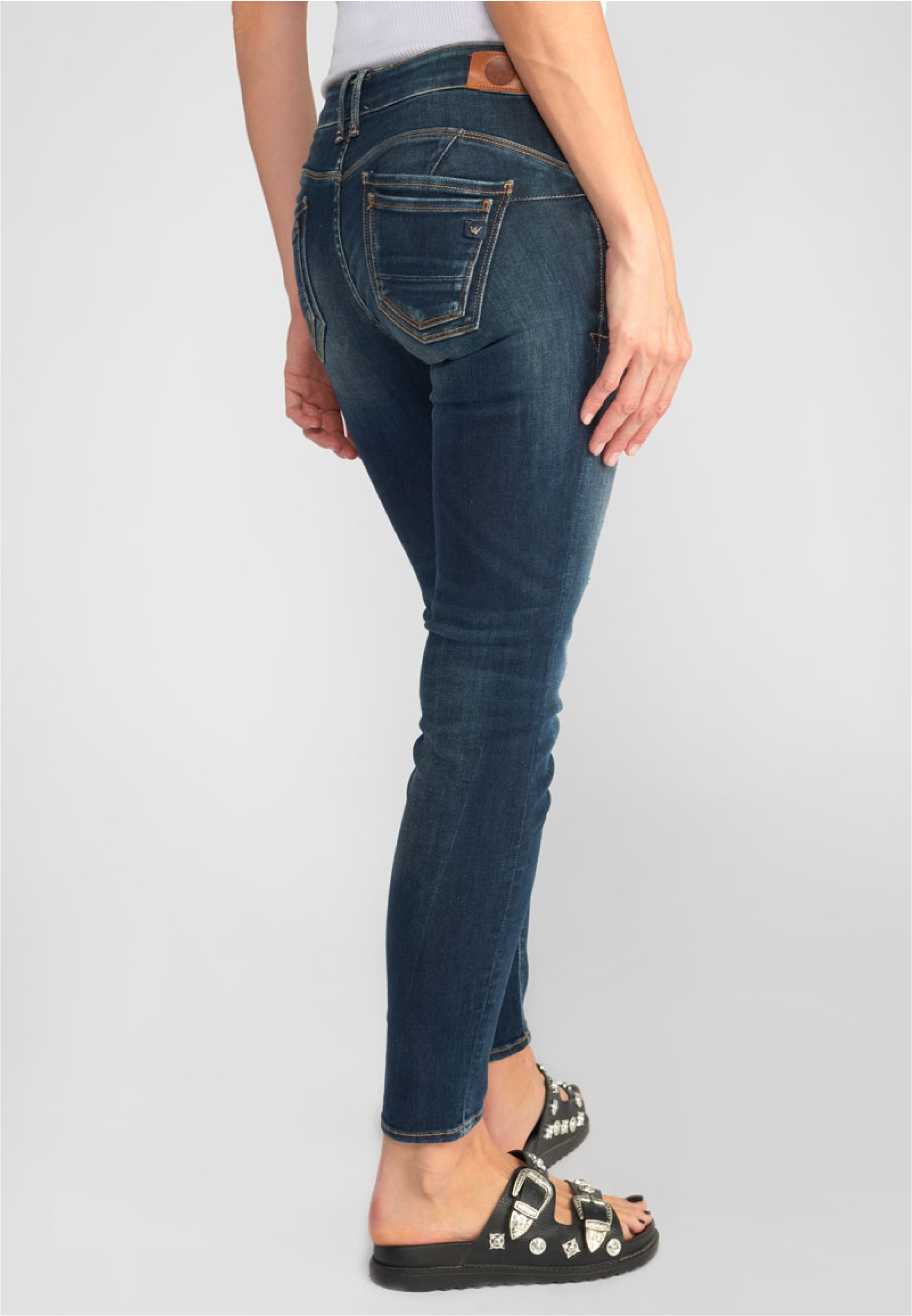 Le Temps Des Cerises Bequeme Jeans »PULPC«, mit 7/8-Länge
