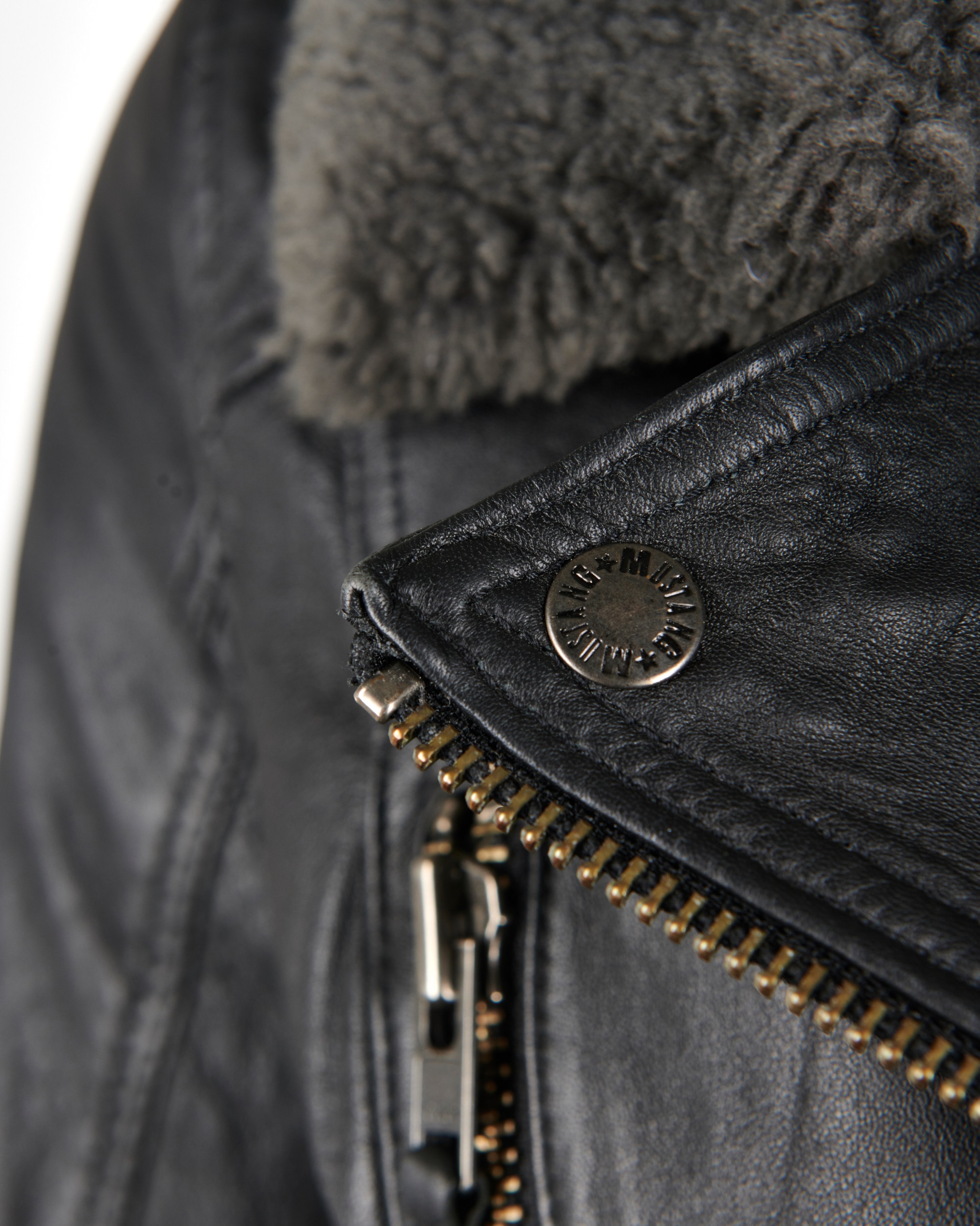 MUSTANG Lederjacke »19Grenada«