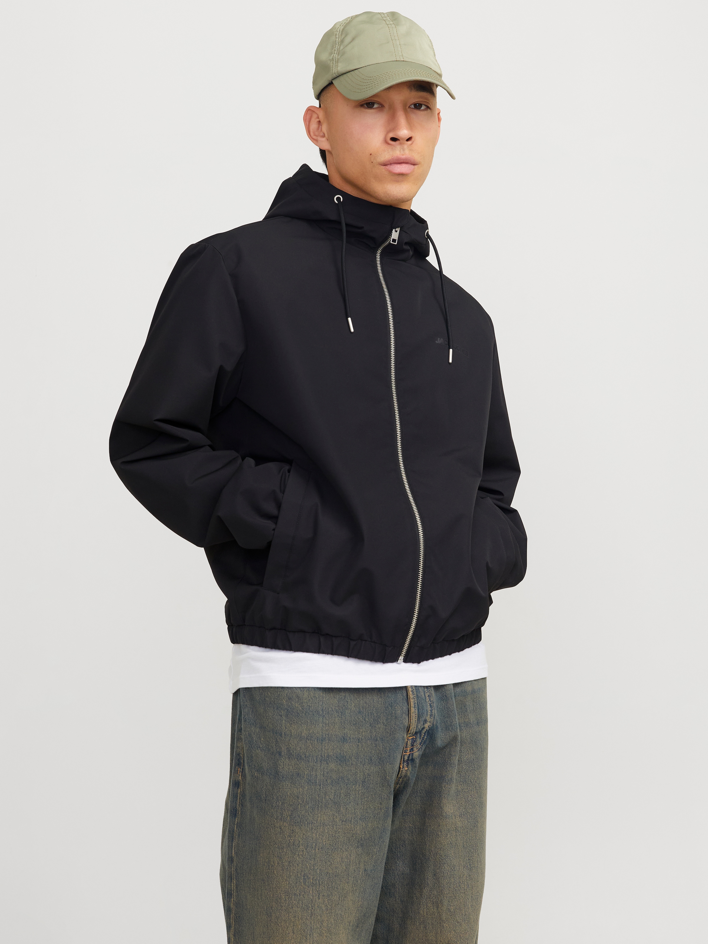 Jack & Jones Blouson "JJELEGACY LIGHT JACKET HOOD NOOS", mit Kapuze, mit Logo Schriftzug