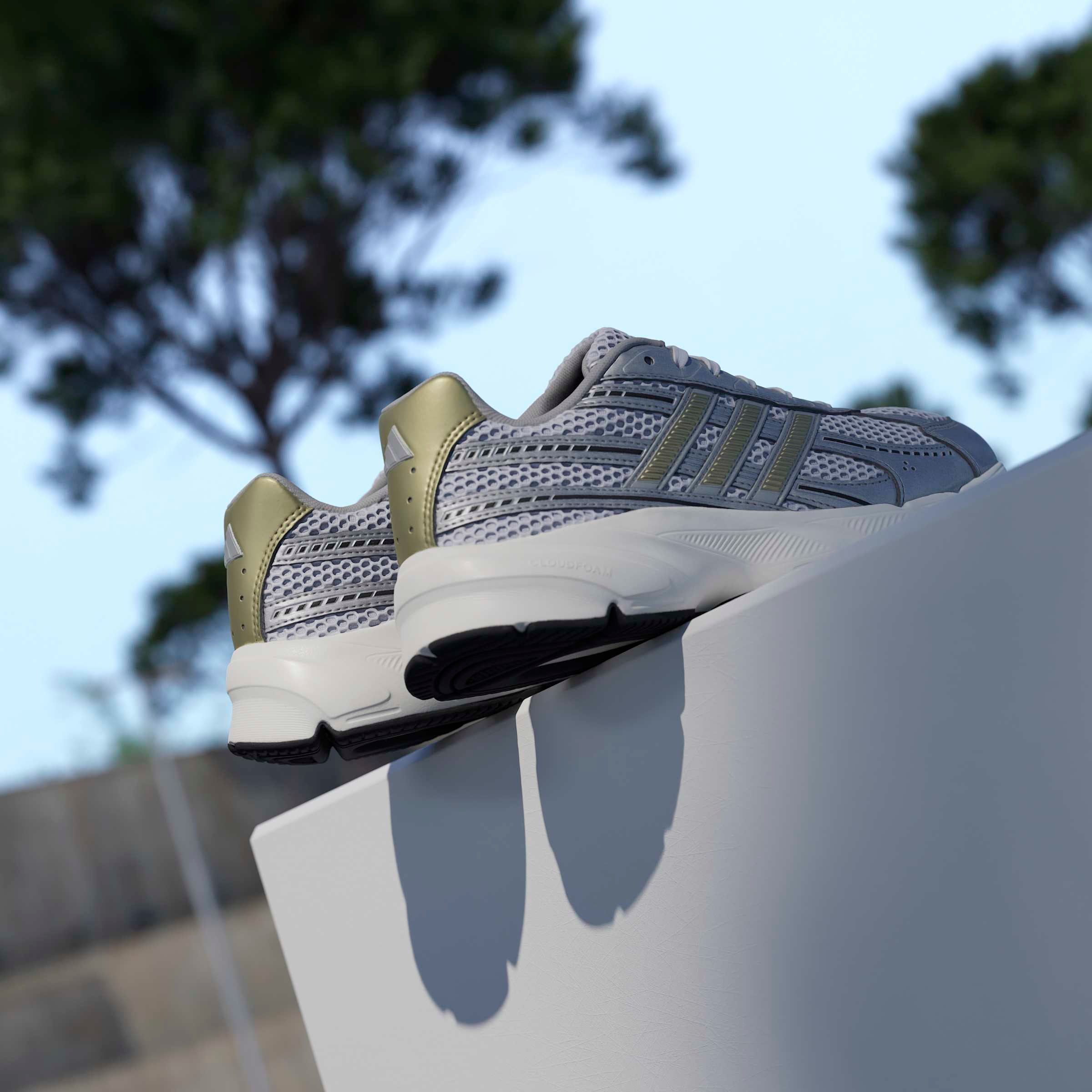 adidas Sportswear Sneaker »TECHNOCHAOS 2000«  inspiriert vom Design des adistar control